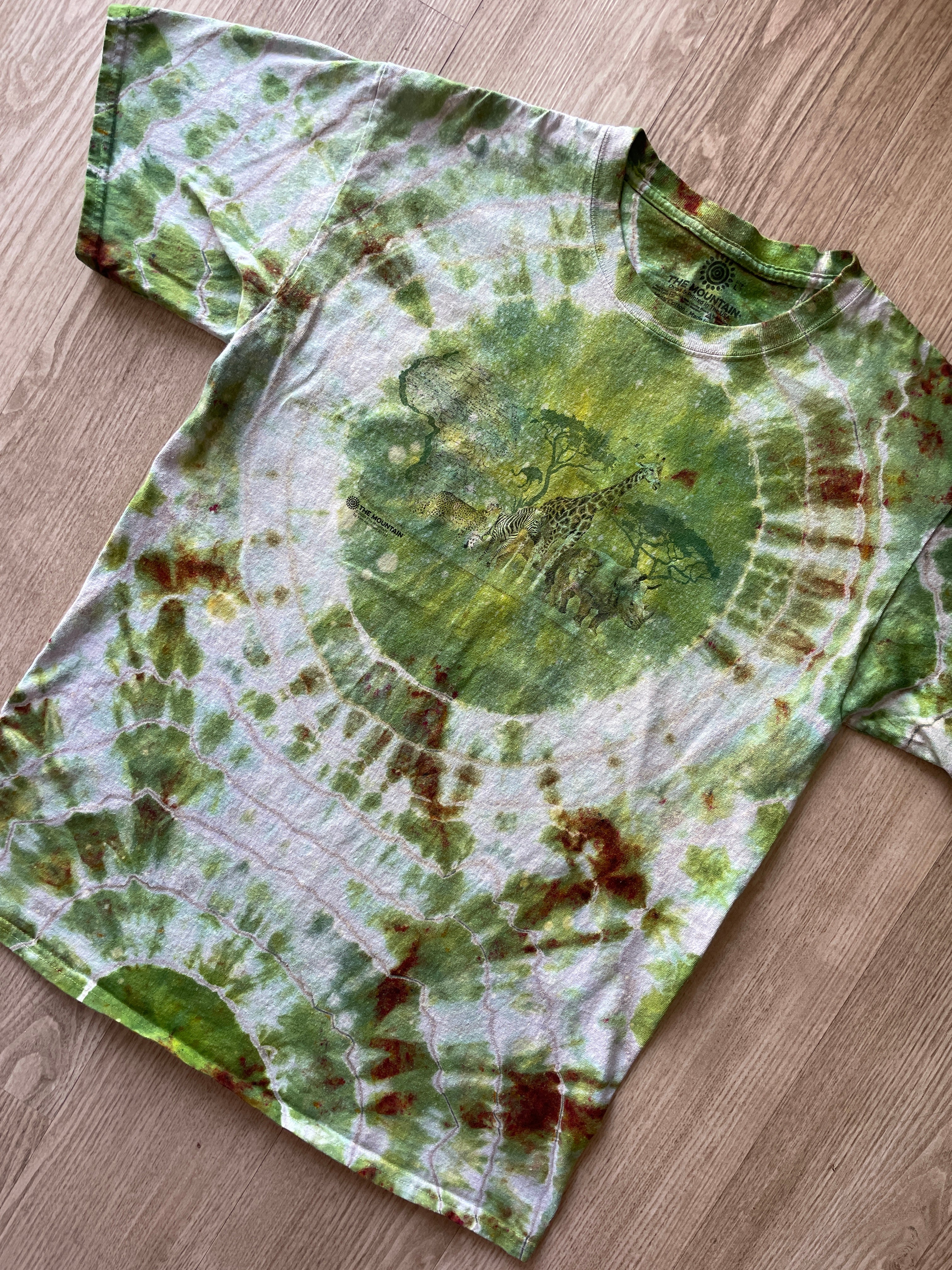 LARGE Men’s African Safari Handmade Tie Dye Geode Short Sleeve T-Shirt | One-Of-a-Kind Upcycled Green and White Handmade Reverse Tie Dye Top