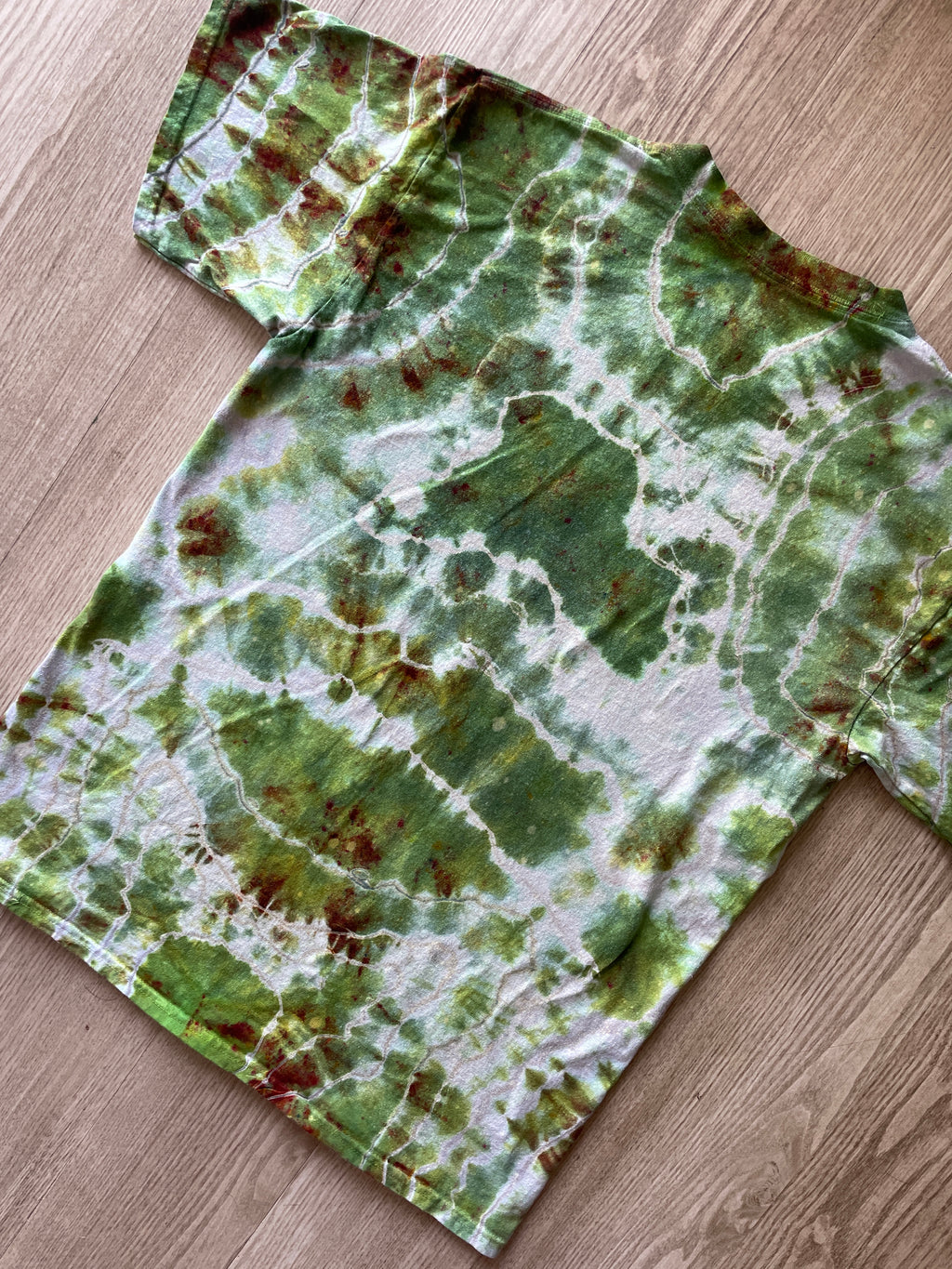 LARGE Men’s African Safari Handmade Tie Dye Geode Short Sleeve T-Shirt | One-Of-a-Kind Upcycled Green and White Handmade Reverse Tie Dye Top