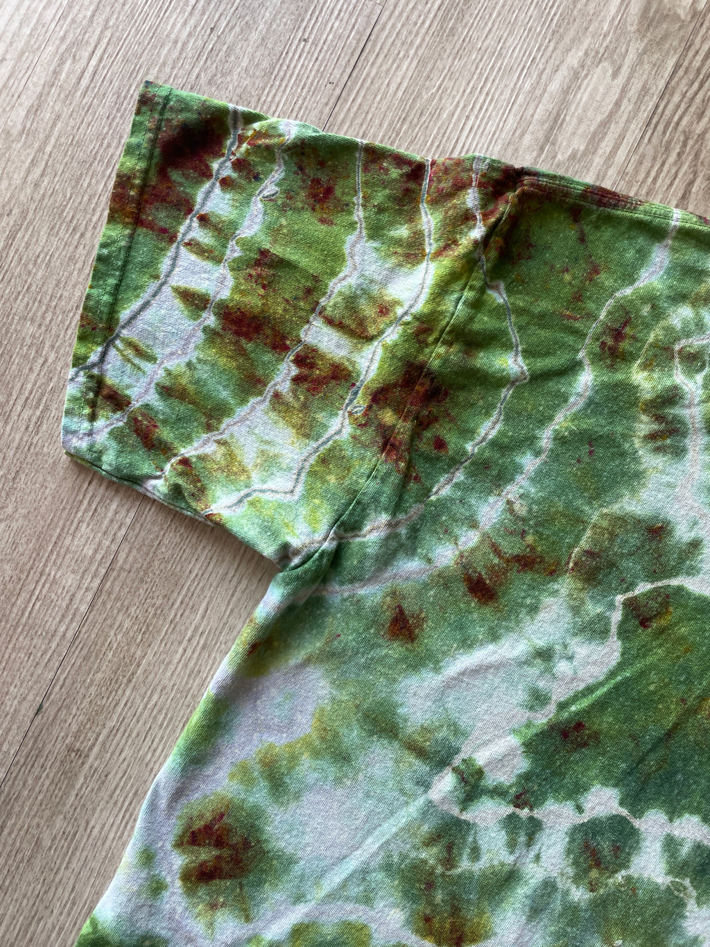 LARGE Men’s African Safari Handmade Tie Dye Geode Short Sleeve T-Shirt | One-Of-a-Kind Upcycled Green and White Handmade Reverse Tie Dye Top