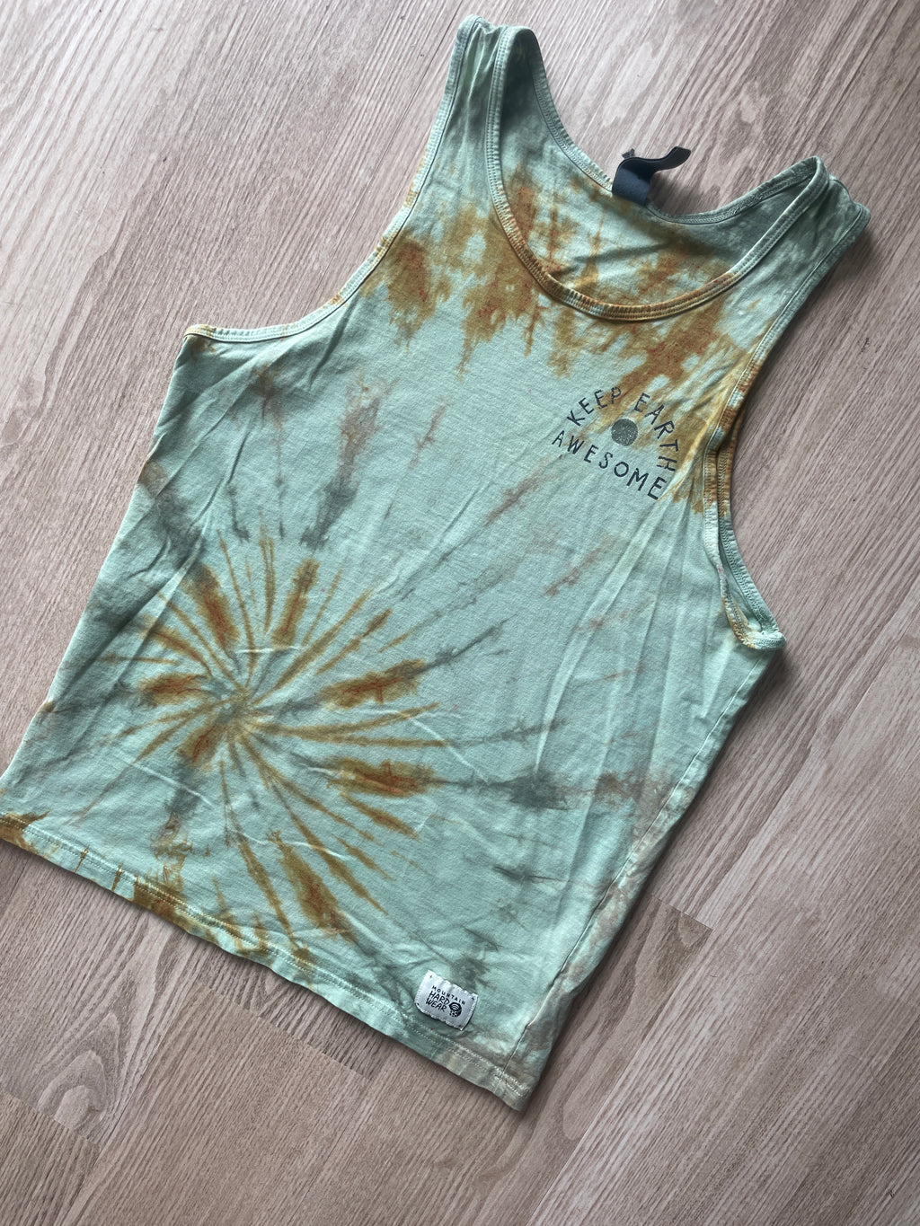 XS Men’s Mountain Hardwear Keep Earth Awesome Handmade Tie Dye Tank Top | One-Of-a-Kind Green Earth Tones Short Sleeve