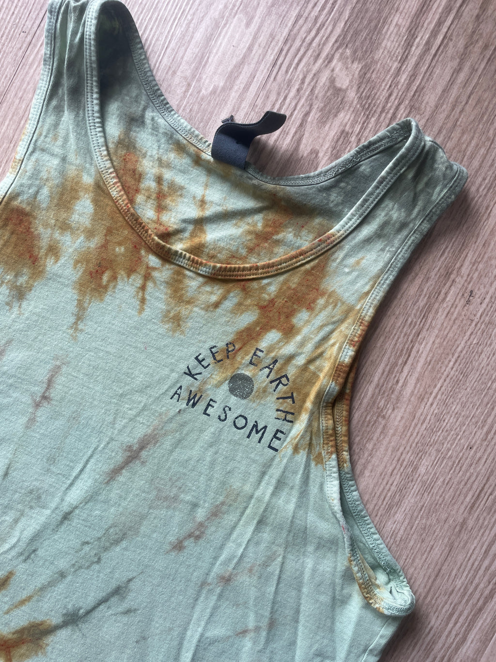 XS Men’s Mountain Hardwear Keep Earth Awesome Handmade Tie Dye Tank Top | One-Of-a-Kind Green Earth Tones Short Sleeve