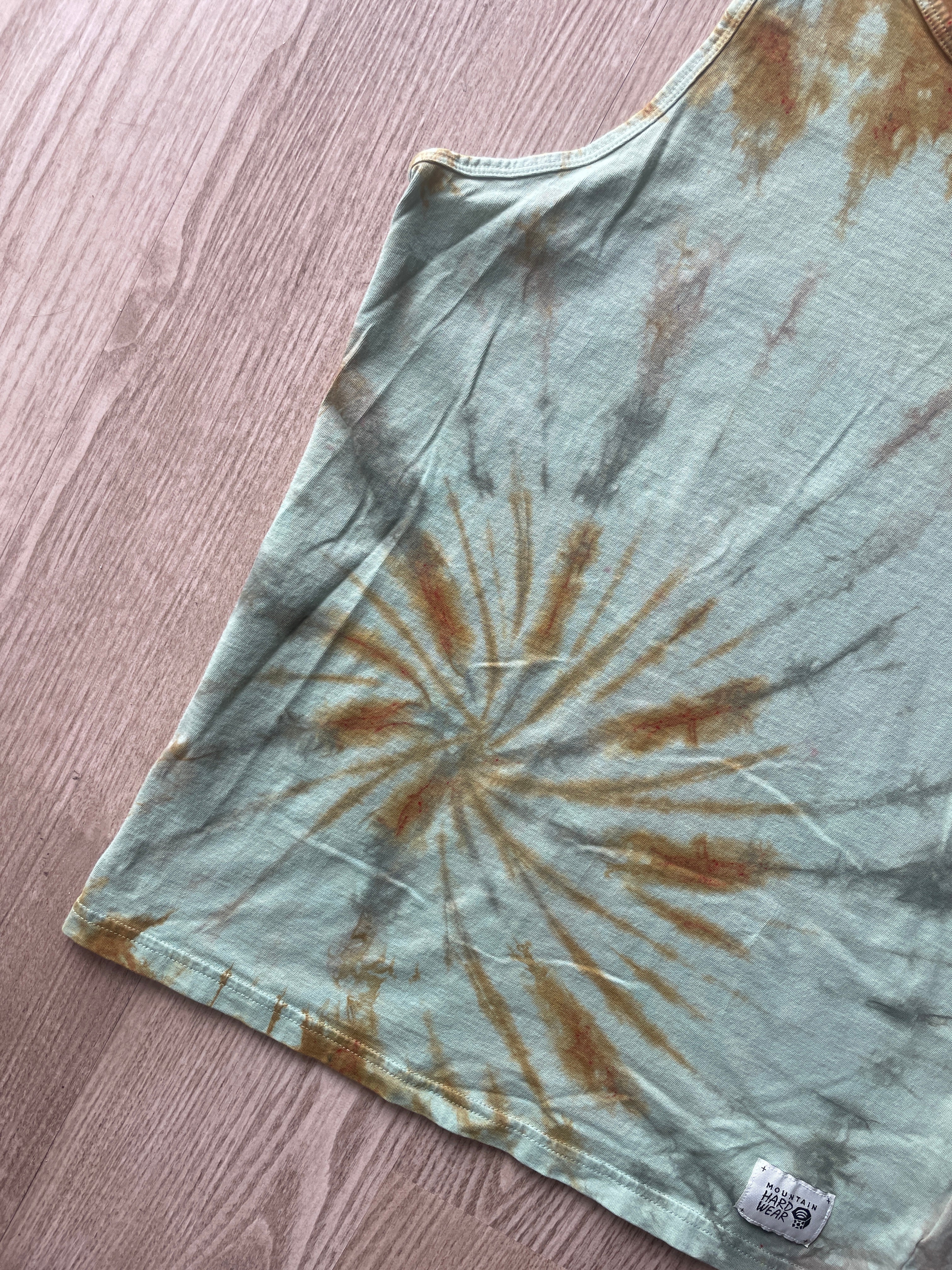 XS Men’s Mountain Hardwear Keep Earth Awesome Handmade Tie Dye Tank Top | One-Of-a-Kind Green Earth Tones Short Sleeve