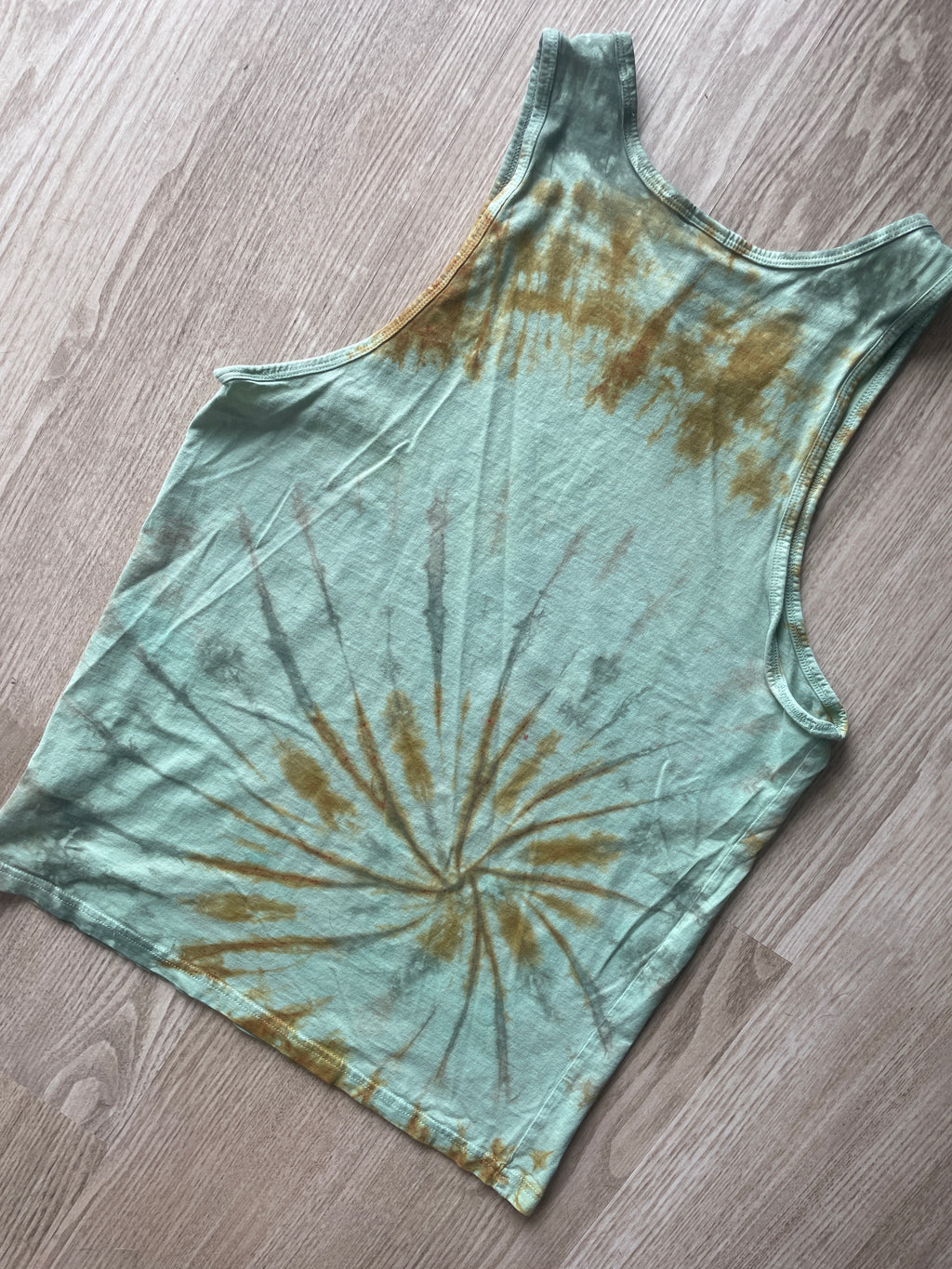 XS Men’s Mountain Hardwear Keep Earth Awesome Handmade Tie Dye Tank Top | One-Of-a-Kind Green Earth Tones Short Sleeve