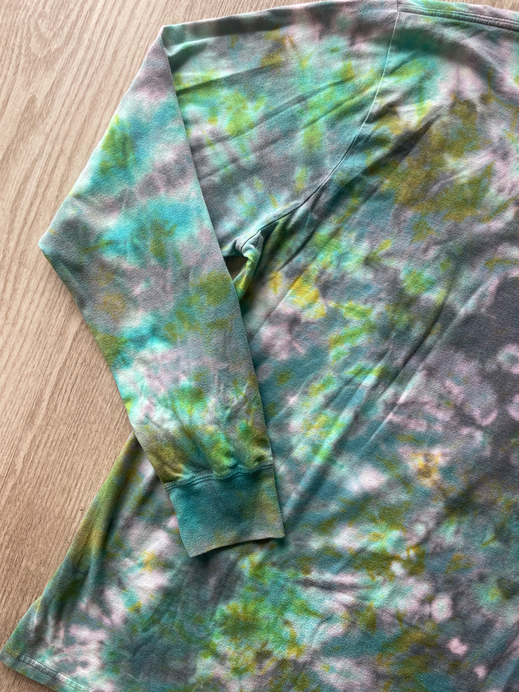 XL Men’s The North Face Desert Landscape Handmade Tie Dye T-Shirt | One-Of-a-Kind Shades of Green Earth Tones Long Sleeve