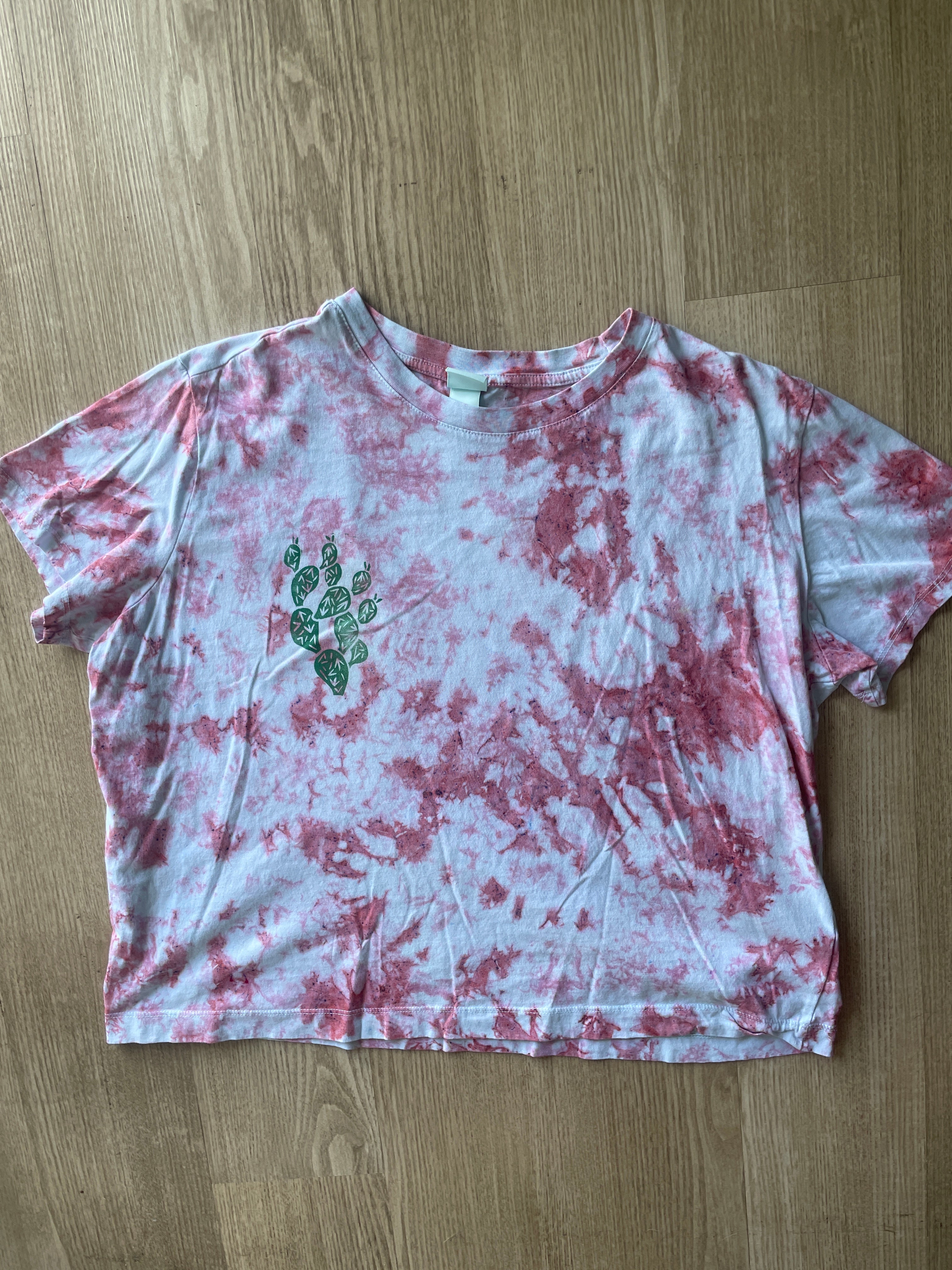 XL Women’s Prickly Pear Cactus Tie Dye T-Shirt | One-Of-a-Kind Pastel Pink and White Crumpled Short Sleeve