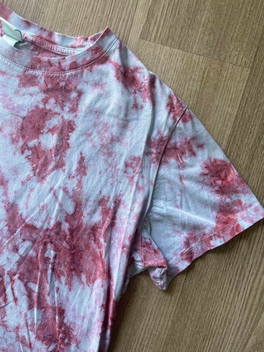 XL Women’s Prickly Pear Cactus Tie Dye T-Shirt | One-Of-a-Kind Pastel Pink and White Crumpled Short Sleeve