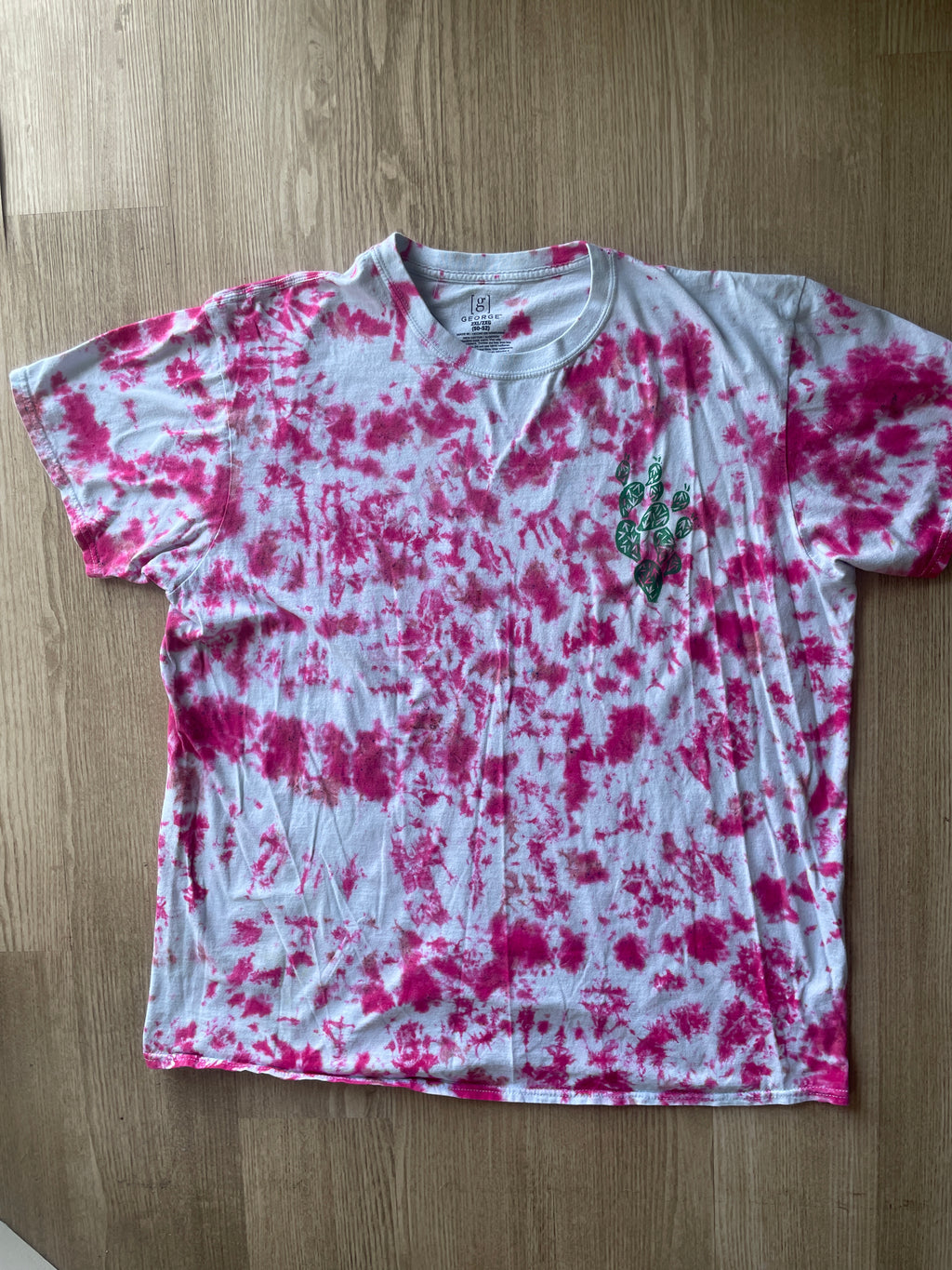 2XL Men's Prickly Pear Cactus Tie Dye T-Shirt | One-Of-a-Kind Pink and White Crumpled Short Sleeve