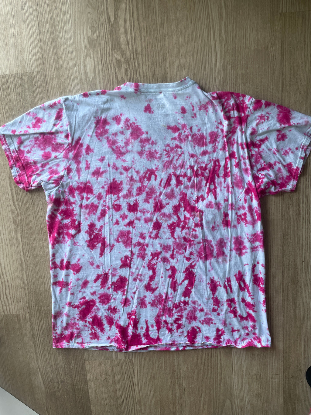 2XL Men's Prickly Pear Cactus Tie Dye T-Shirt | One-Of-a-Kind Pink and White Crumpled Short Sleeve