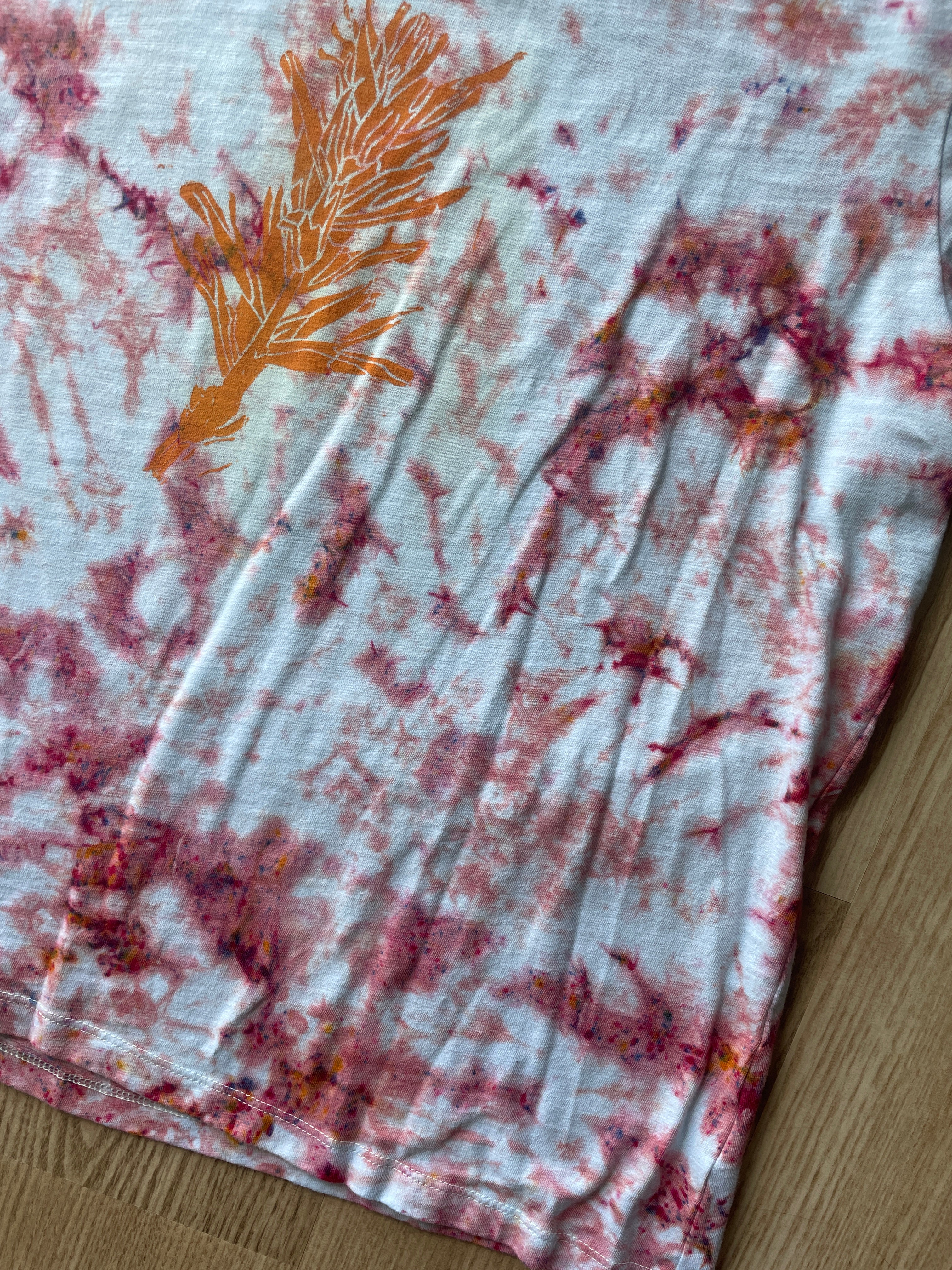 LARGE Women's Indian Paintbrush Tie Dye T-Shirt | One-Of-a-Kind Pastel Pink and White Crumpled Short Sleeve