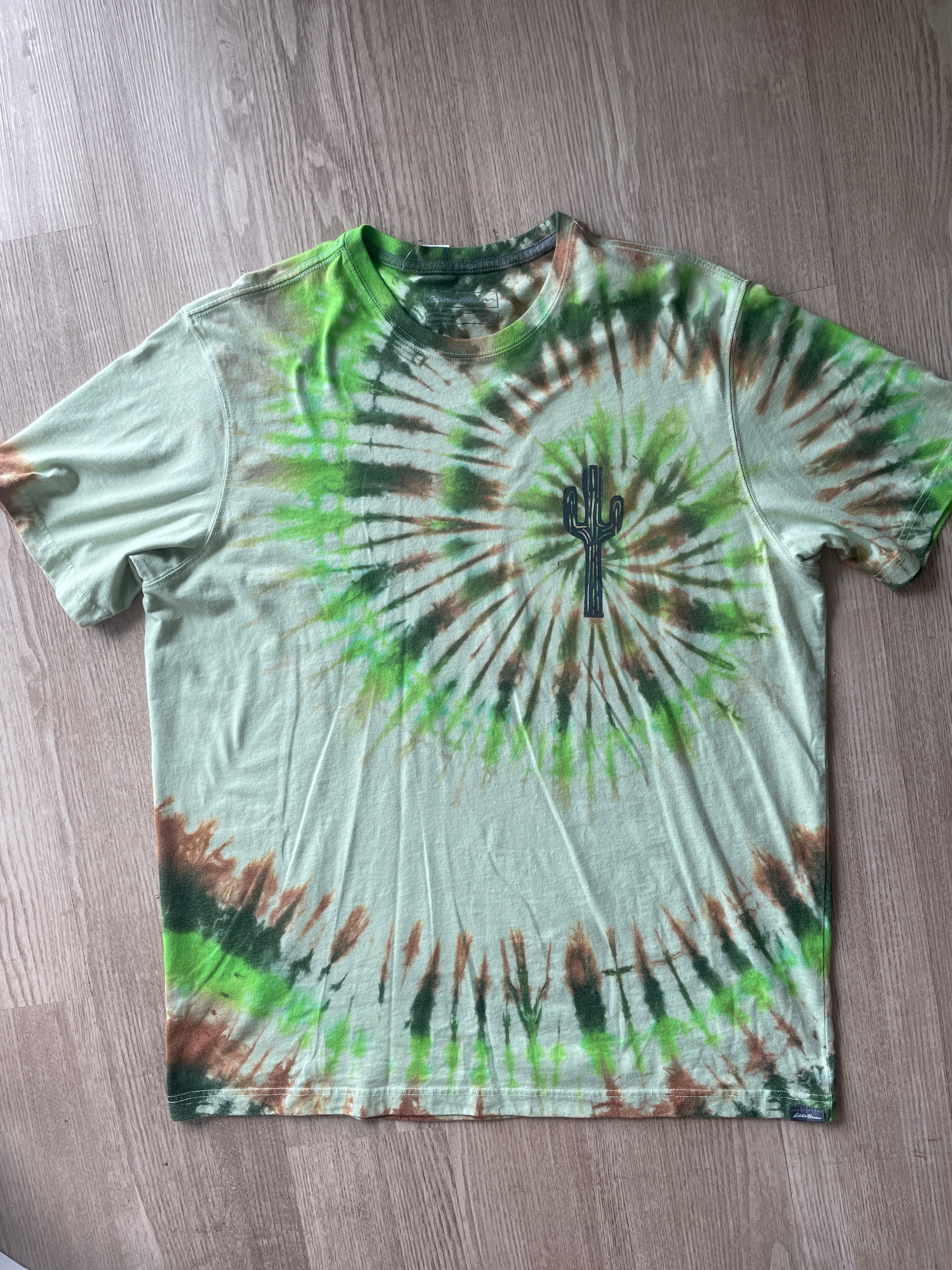 XL Tall Men’s Eddie Bauer Saguaro Cactus Earth Tones Handmade Tie Dye T-Shirt | One-Of-a-Kind Pastel Yellow and Green Short Sleeve