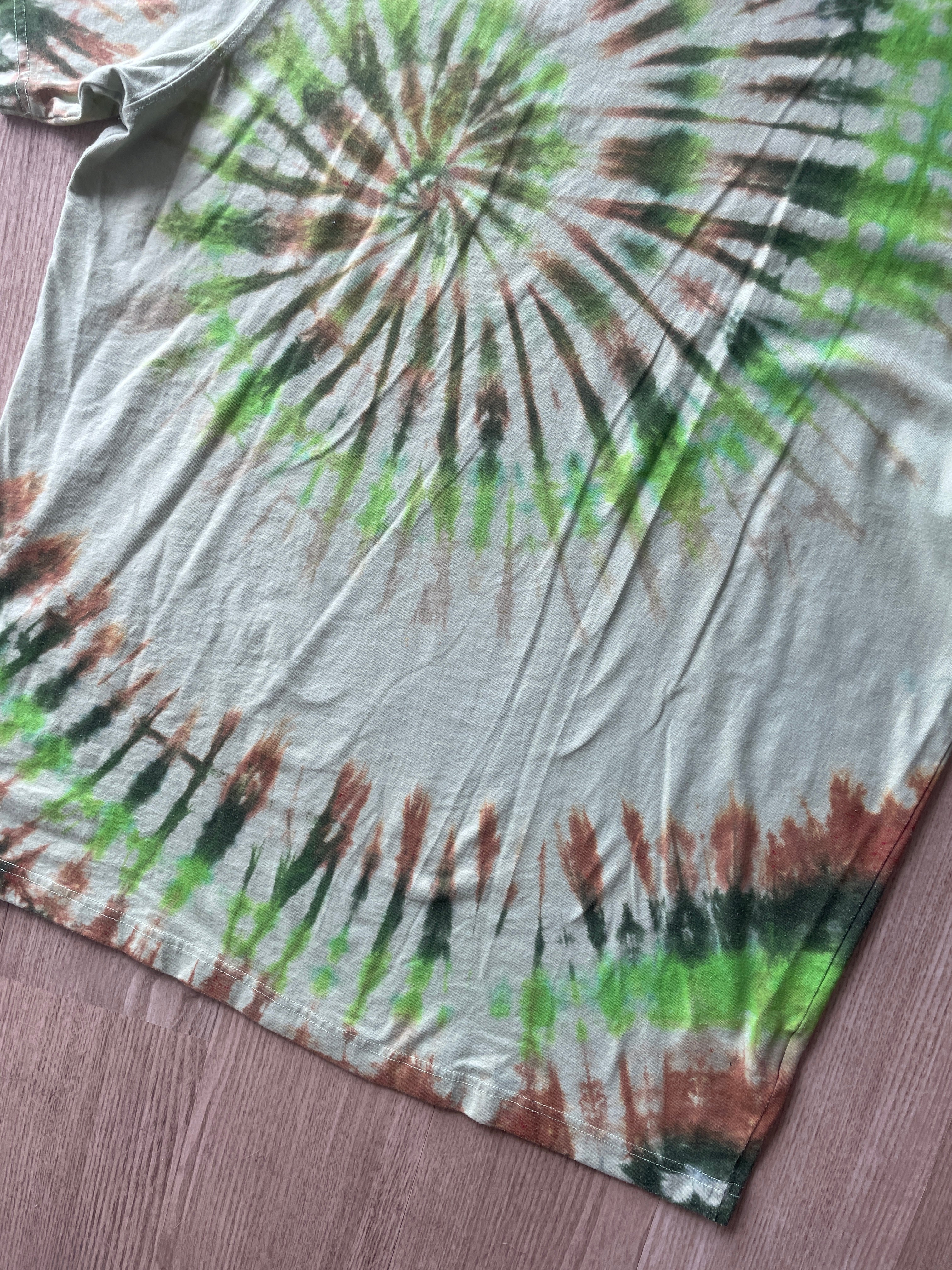 XL Tall Men’s Eddie Bauer Saguaro Cactus Earth Tones Handmade Tie Dye T-Shirt | One-Of-a-Kind Pastel Yellow and Green Short Sleeve