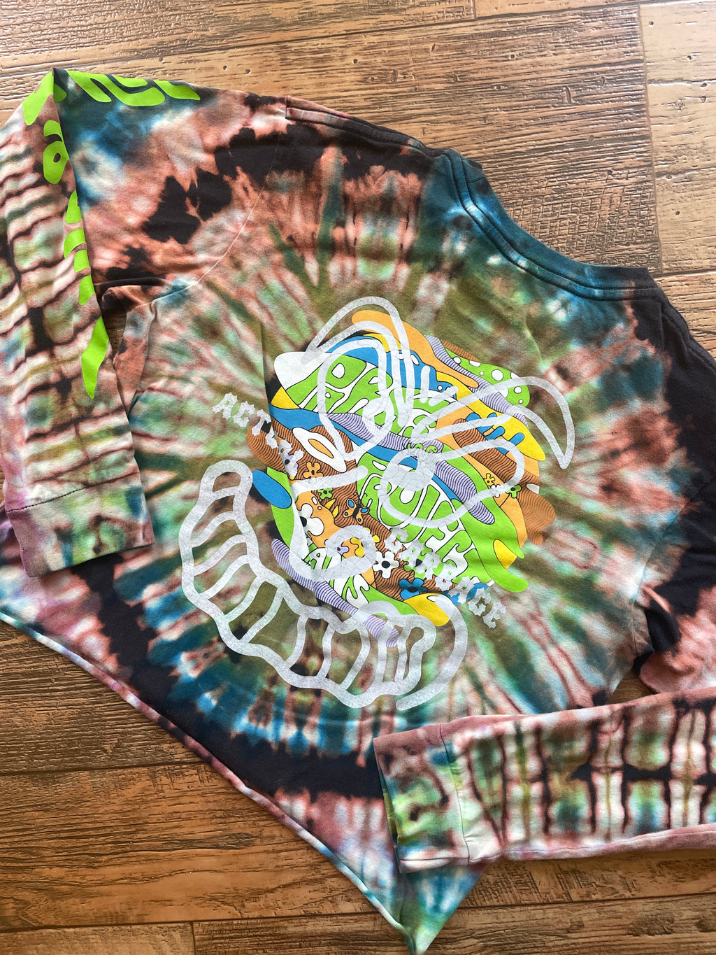 Van's/Actual Garbage Hand-Tie Dyed Long Sleeve Crop Top (Youth Large)