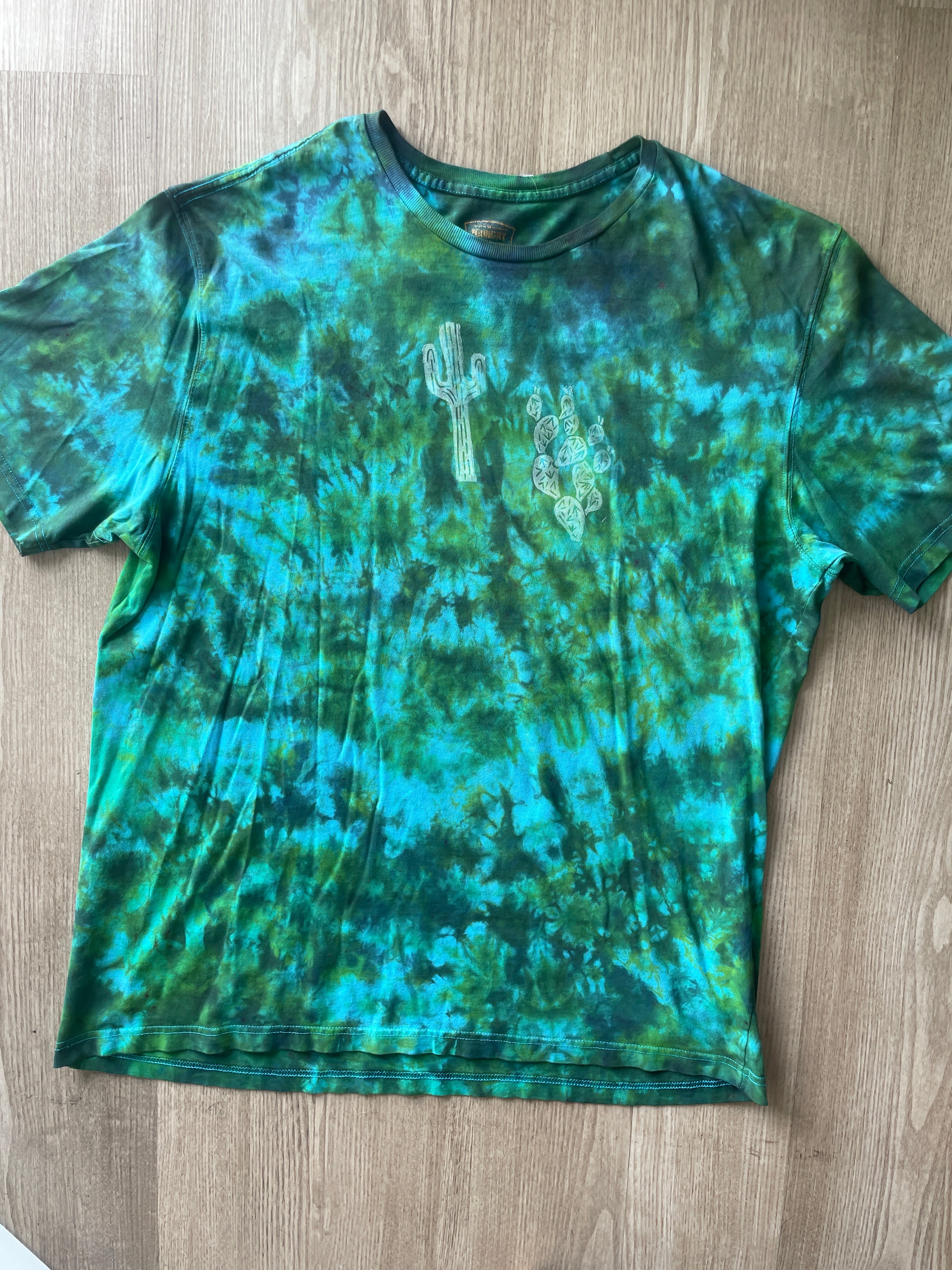 2XL Men’s Saguaro & Prickly Pear Cacti Tie Dye T-Shirt | One-Of-a-Kind Blue and Green Crumpled Short Sleeve