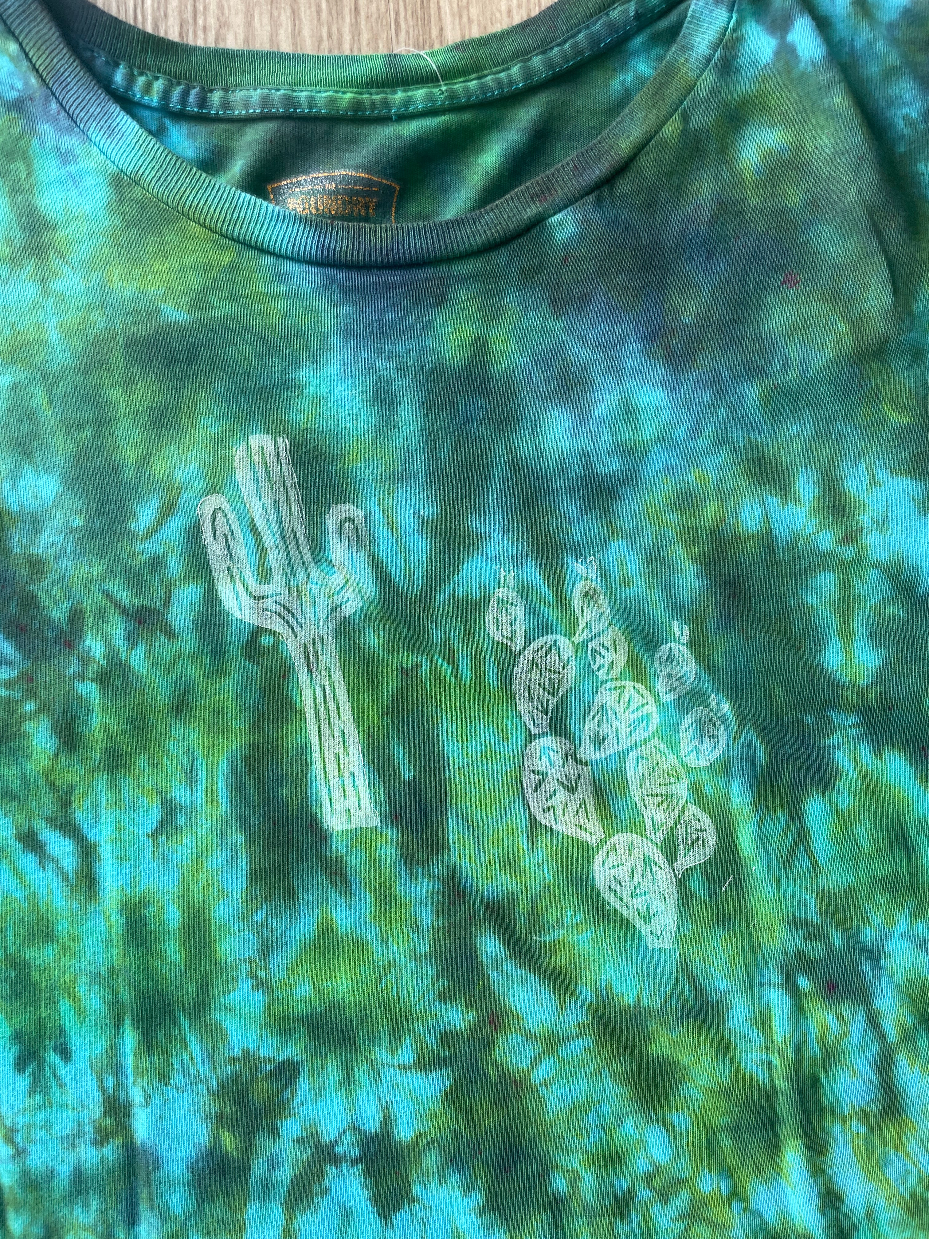 2XL Men’s Saguaro & Prickly Pear Cacti Tie Dye T-Shirt | One-Of-a-Kind Blue and Green Crumpled Short Sleeve