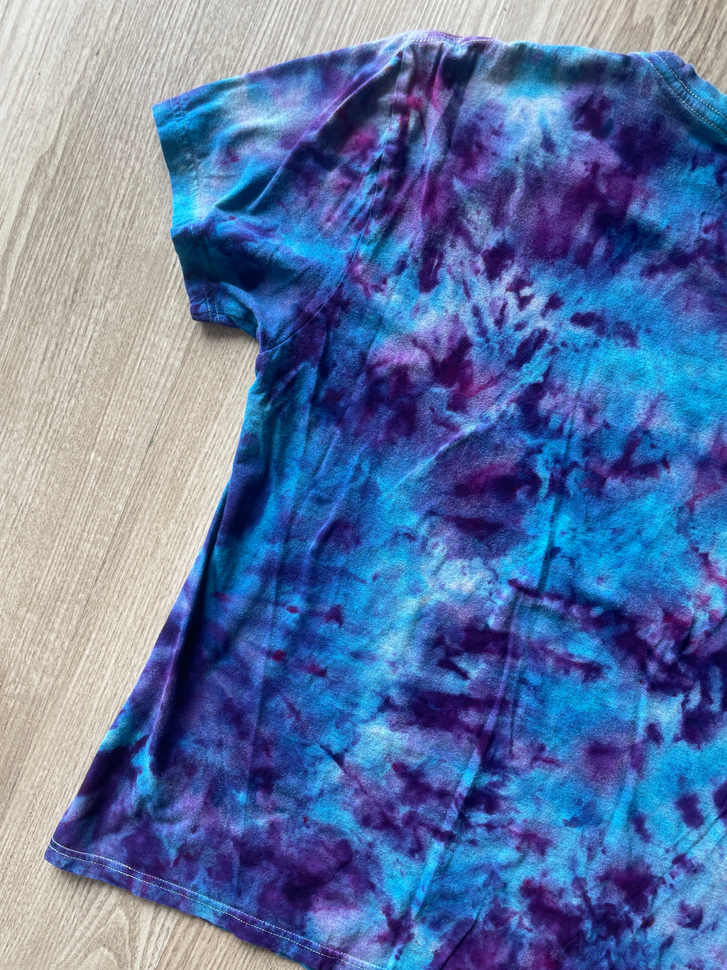 Large Men’s Indian Paintbrush Tie Dye T-Shirt | One-Of-a-Kind Blue, Purple, and Pink Crumpled Short Sleeve
