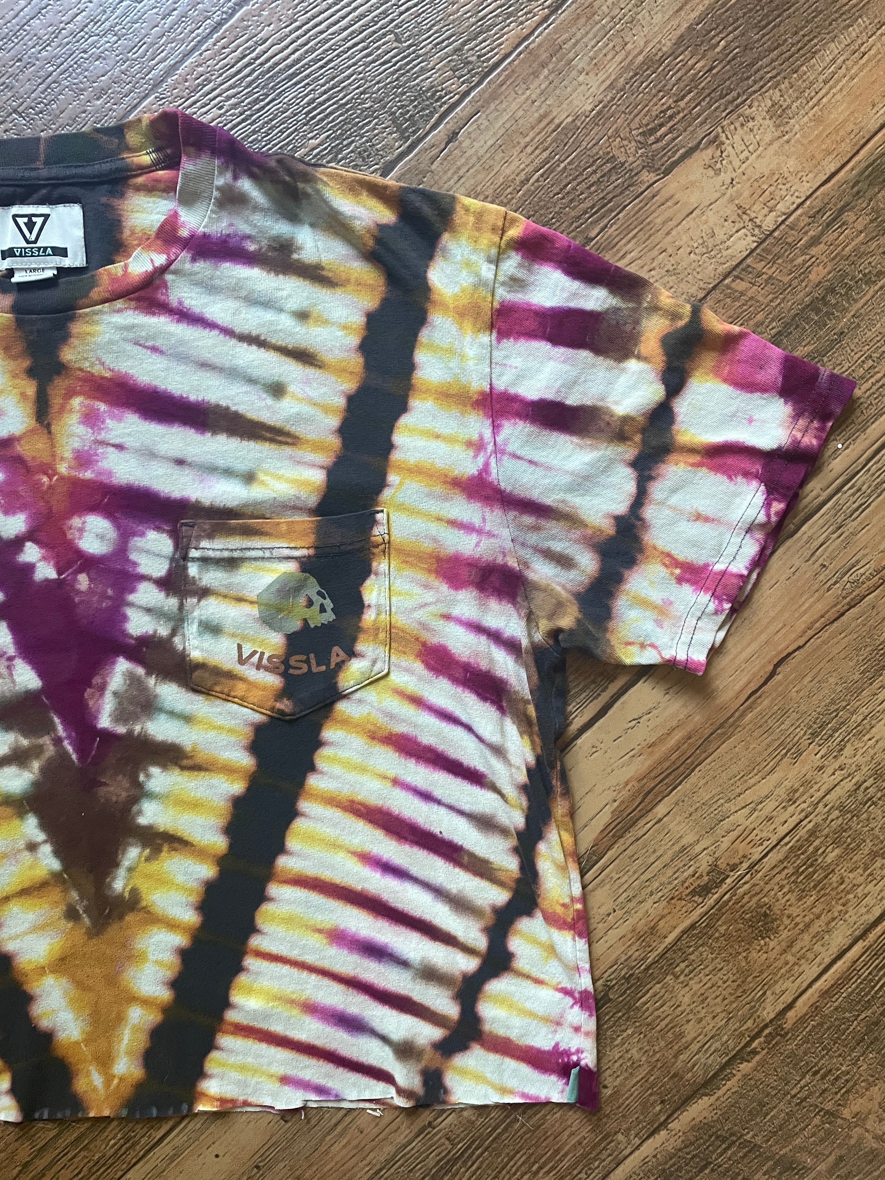 Hasta La Vissla Handmade Tie Dye Crop Top (Men's Medium)