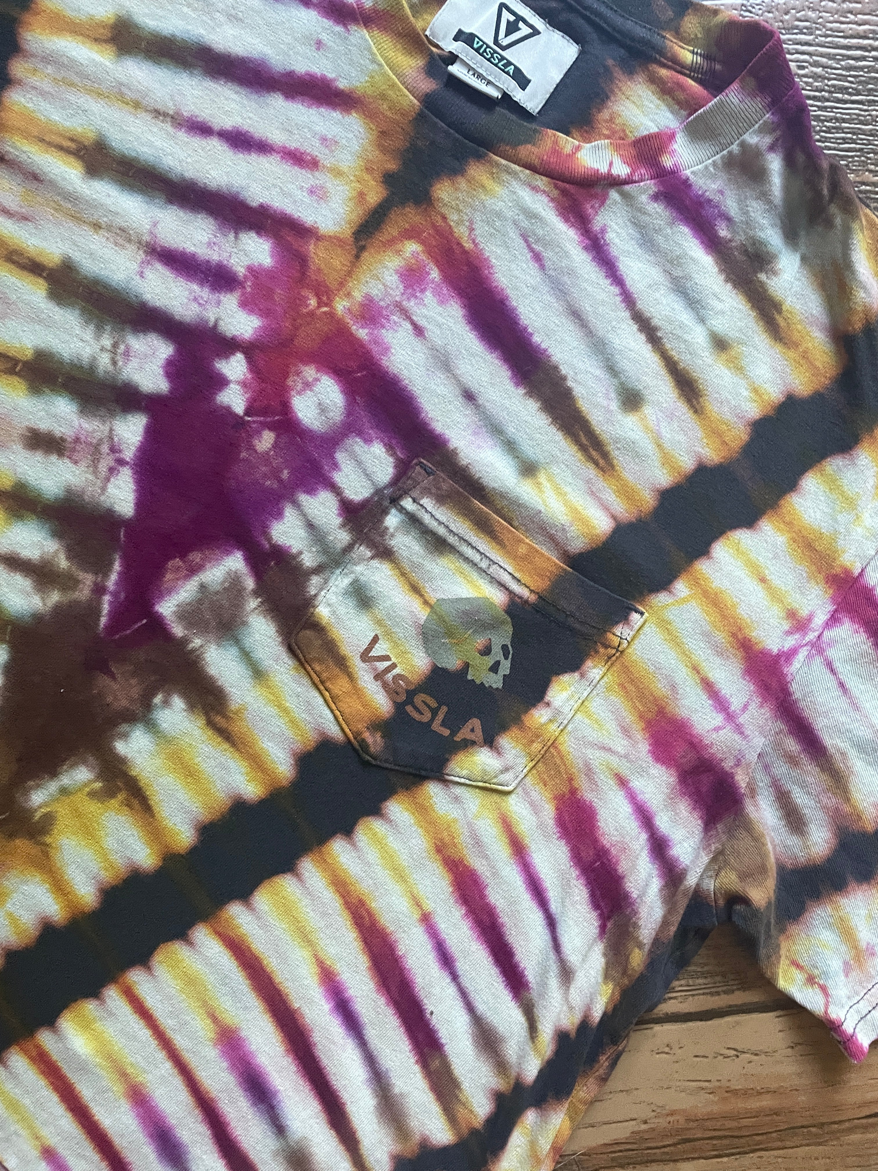 Hasta La Vissla Handmade Tie Dye Crop Top (Men's Medium)