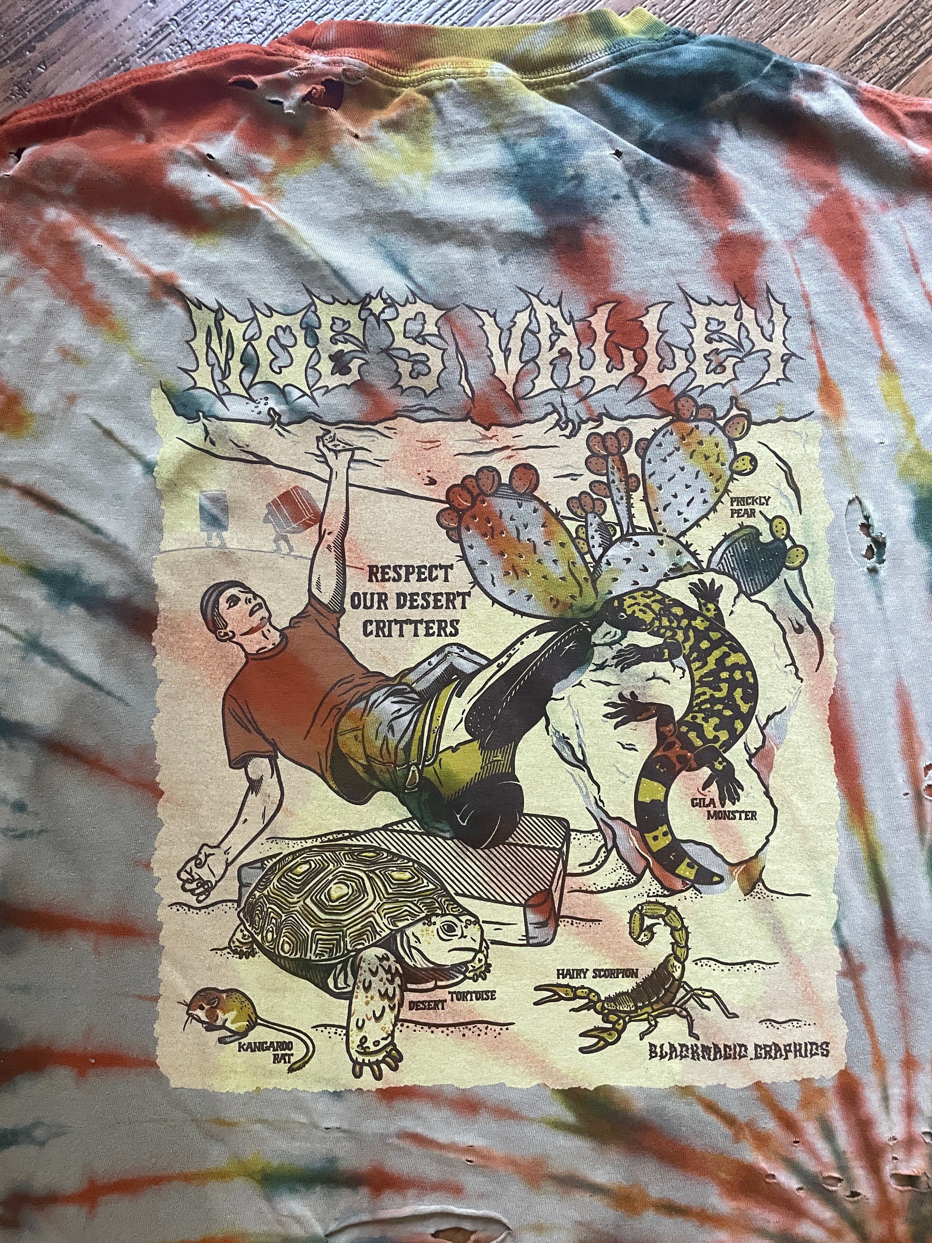 Moe's Valley Bouldering Hand-Tie Dyed Short Sleeve Thrashed T-Shirt (Men's Large)
