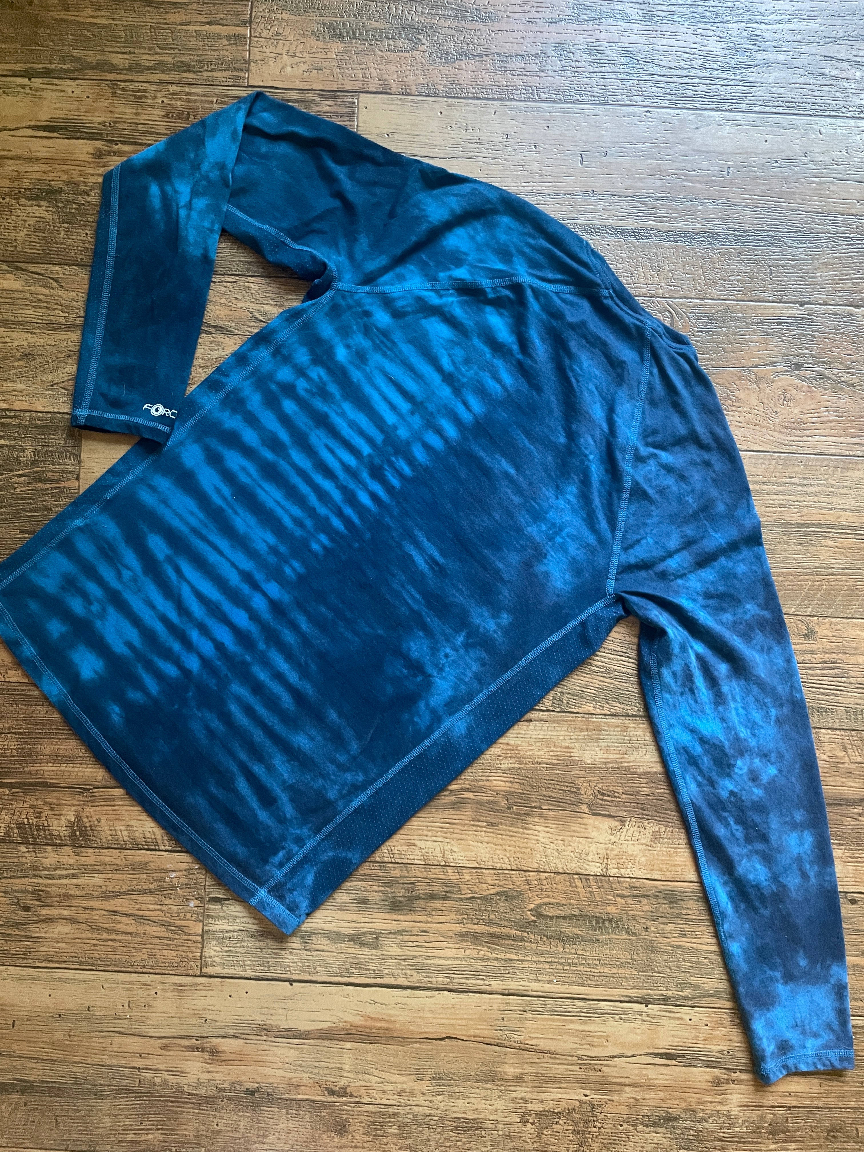 Carhartt Peonies Hand-Tie Dyed Long Sleeve T-Shirt (Men's Small)