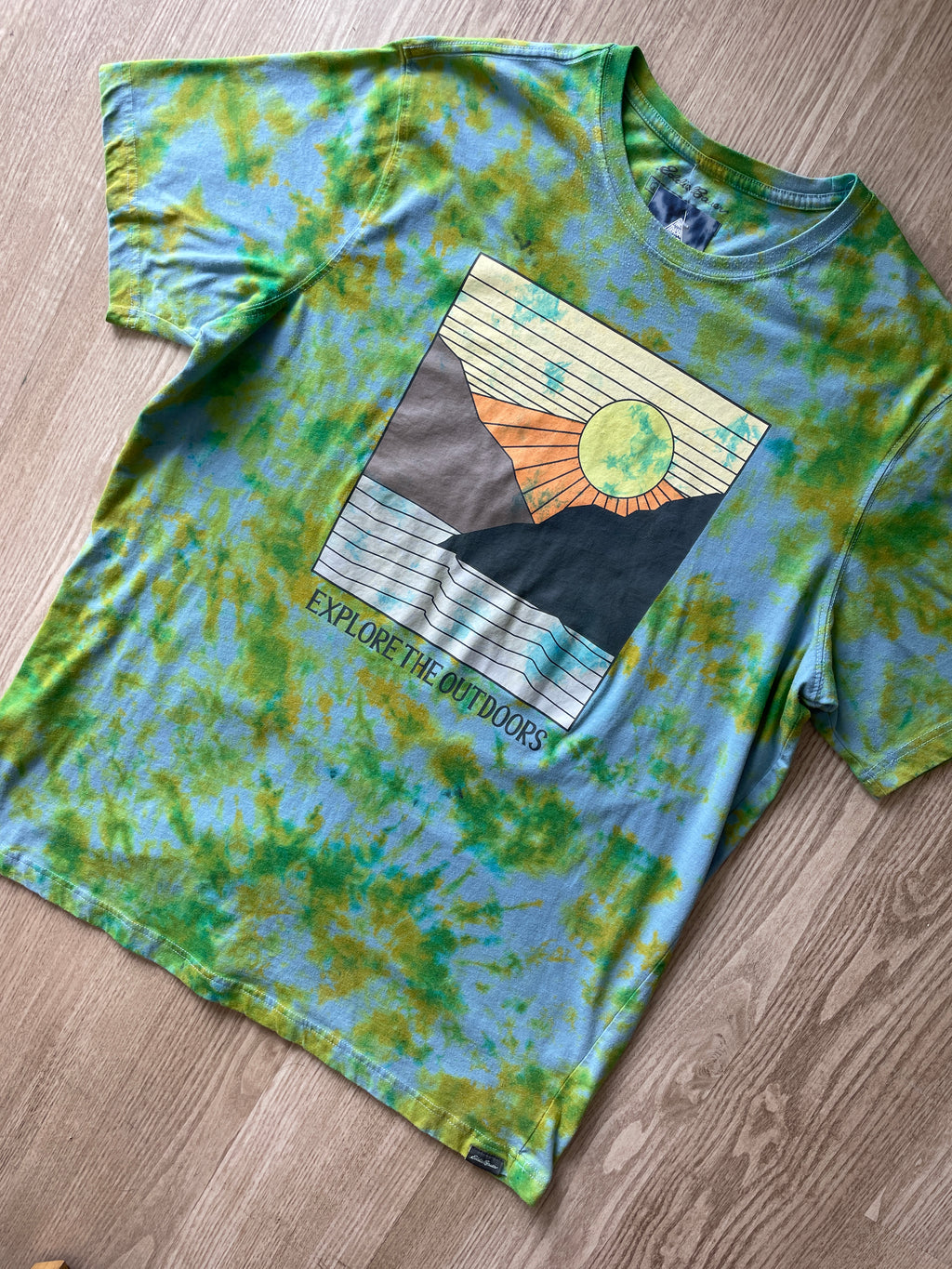 XL (Tall) Men’s Eddie Bauer Explore the Outdoors Handmade Tie Dye T-Shirt | One-Of-a-Kind Green and Blue Short Sleeve