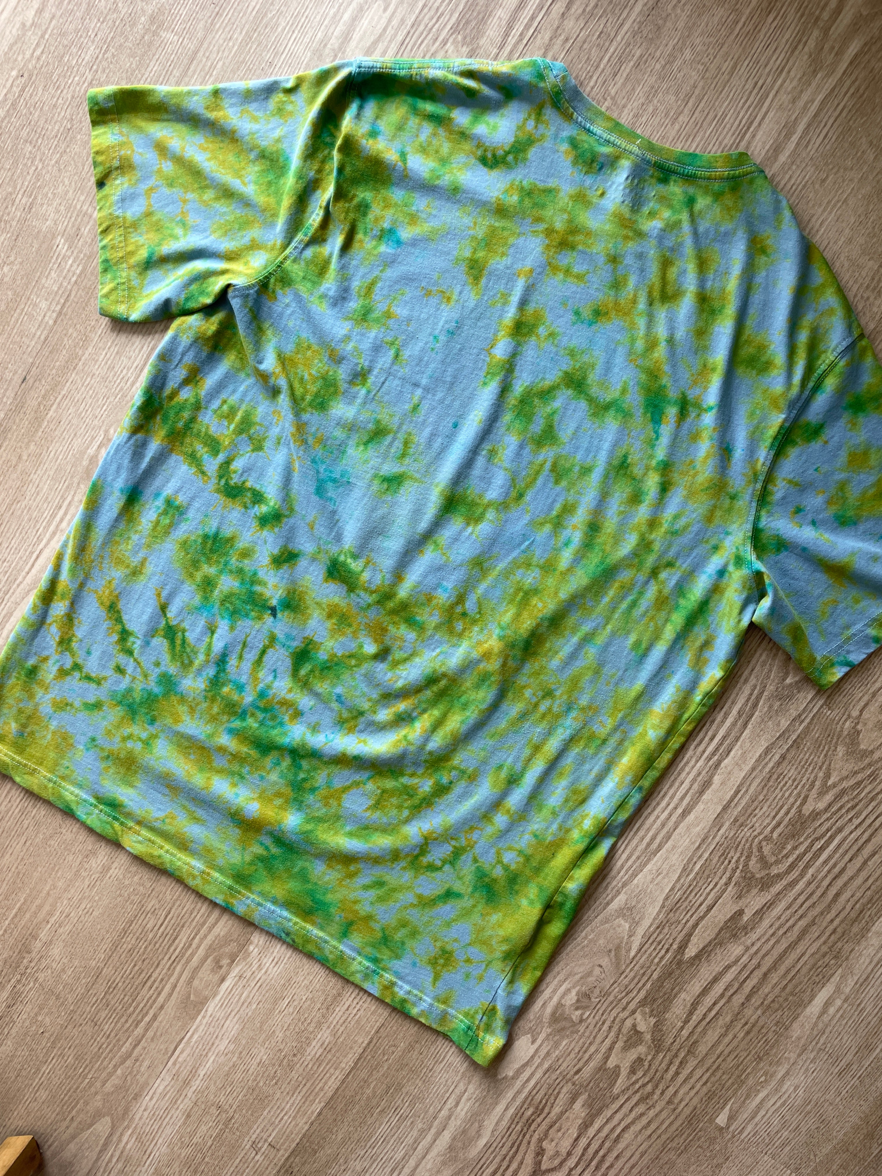 XL (Tall) Men’s Eddie Bauer Explore the Outdoors Handmade Tie Dye T-Shirt | One-Of-a-Kind Green and Blue Short Sleeve