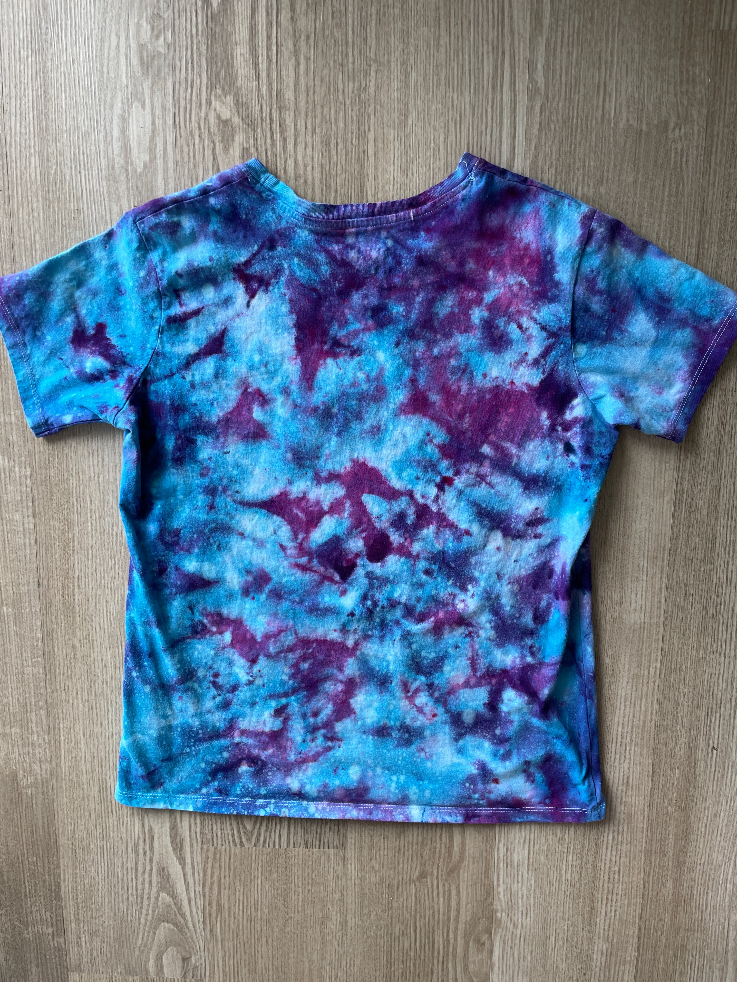 MEDIUM Women’s Cotton:On MOOD Galaxy Handmade Tie Dye T-Shirt | One-Of-a-Kind Blue and Purple Short Sleeve
