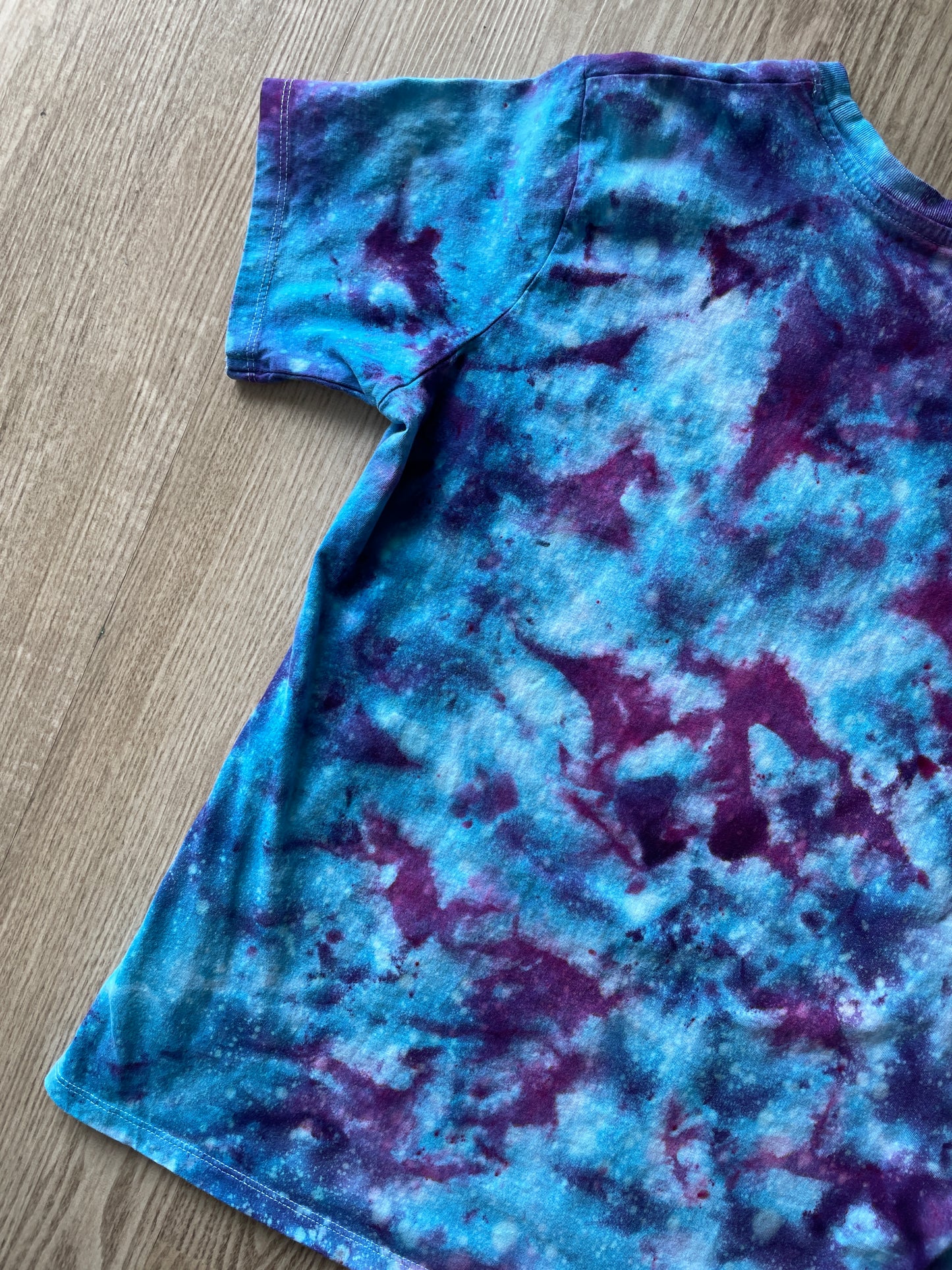 MEDIUM Women’s Cotton:On MOOD Galaxy Handmade Tie Dye T-Shirt | One-Of-a-Kind Blue and Purple Short Sleeve