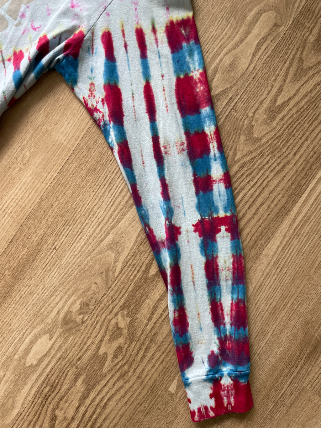 LARGE Men’s Nike Team USA Faster Higher Stronger Handmade Tie Dye T-Shirt | One-Of-a-Kind Red, White, and Blue Long Sleeve