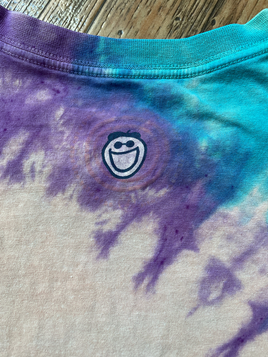 Life is Good "Diversified Portfolio" Tie Dye Short Sleeve T-Shirt | Men's Large