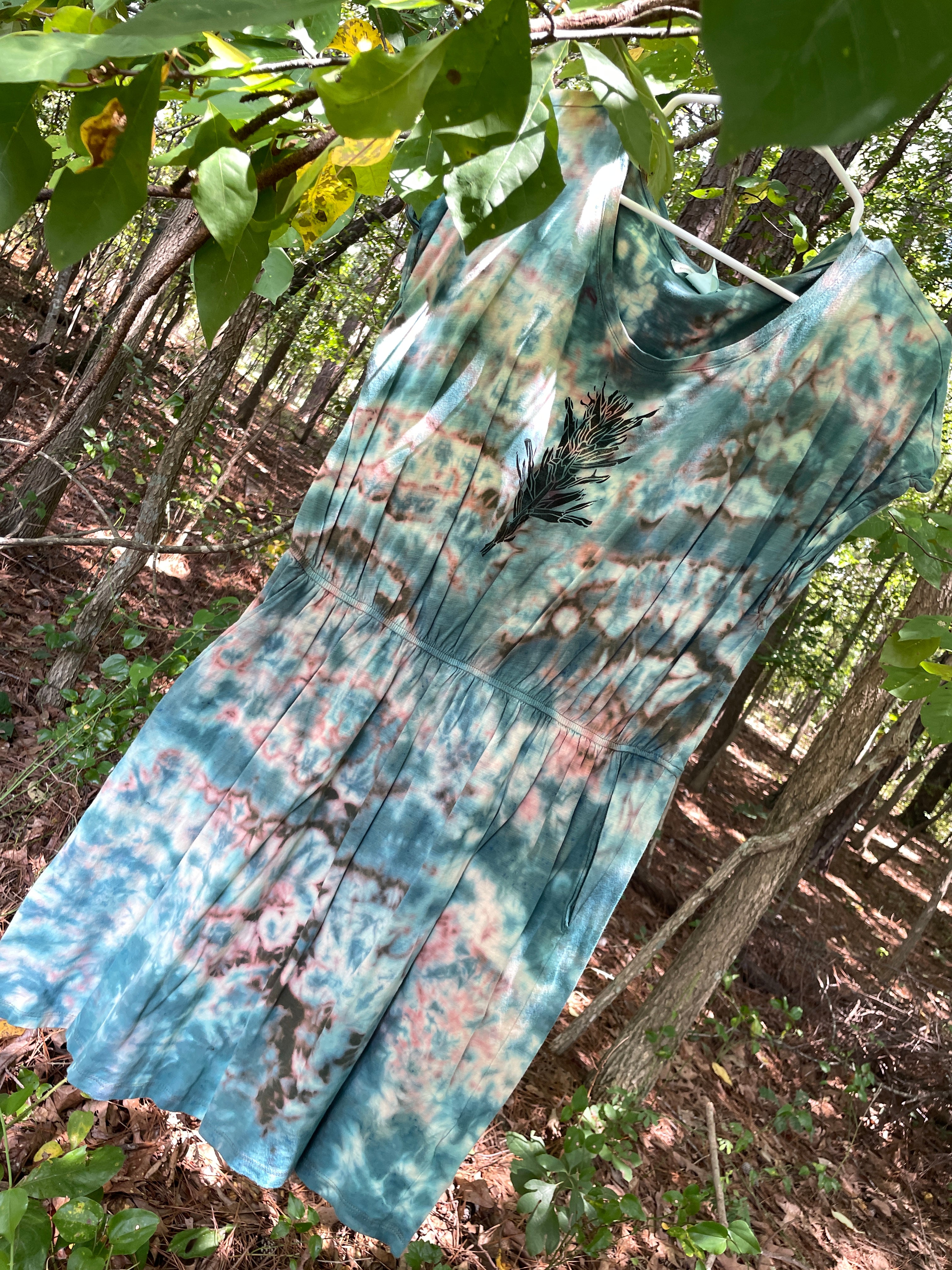LARGE Women’s Handmade Tie Dye Knee-Length Dress (WITH POCKETS!) | One-Of-a-Kind Upcycled Short Sleeve Dress with Indian Paintbrush Block Print