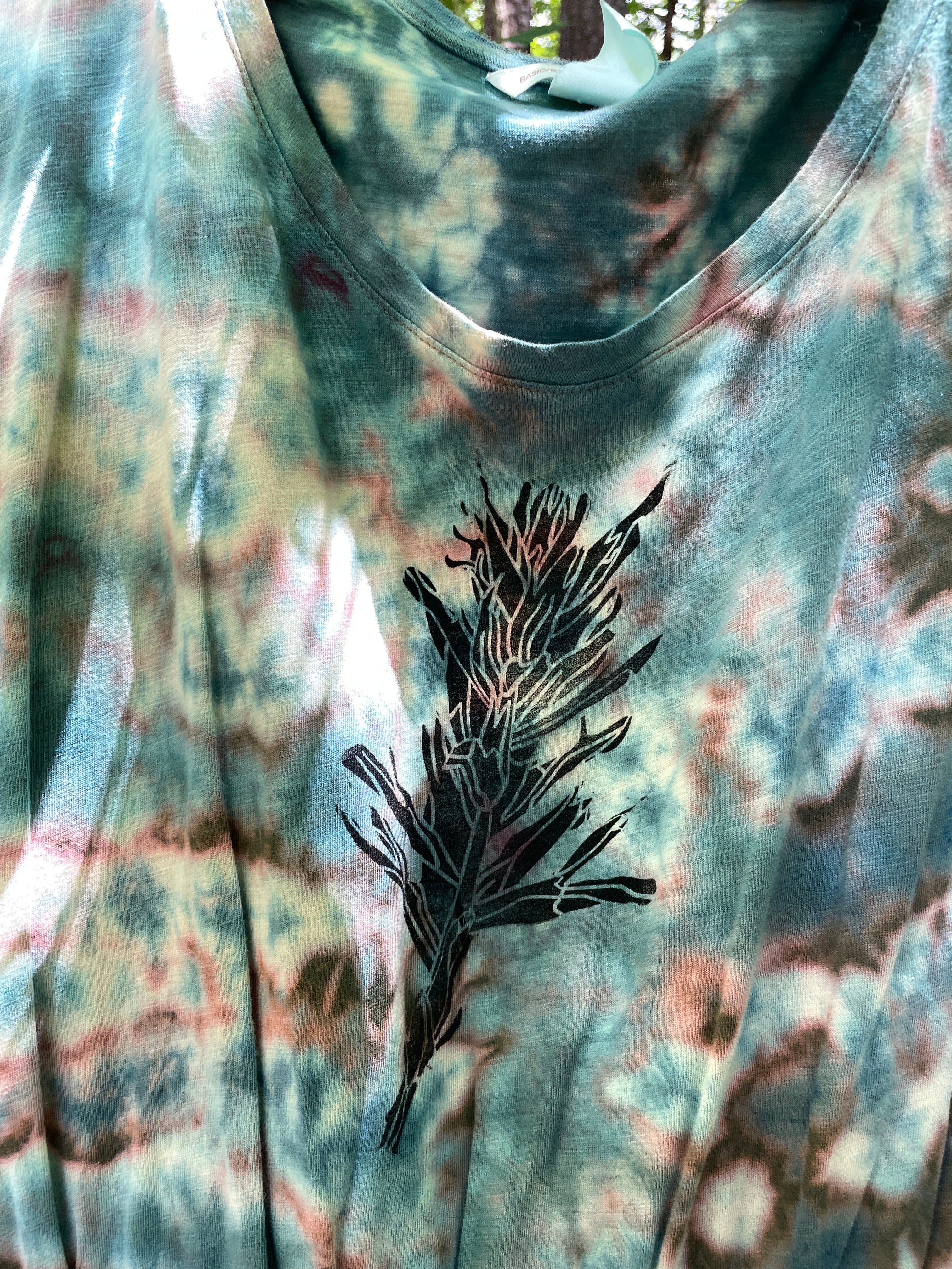 LARGE Women’s Handmade Tie Dye Knee-Length Dress (WITH POCKETS!) | One-Of-a-Kind Upcycled Short Sleeve Dress with Indian Paintbrush Block Print