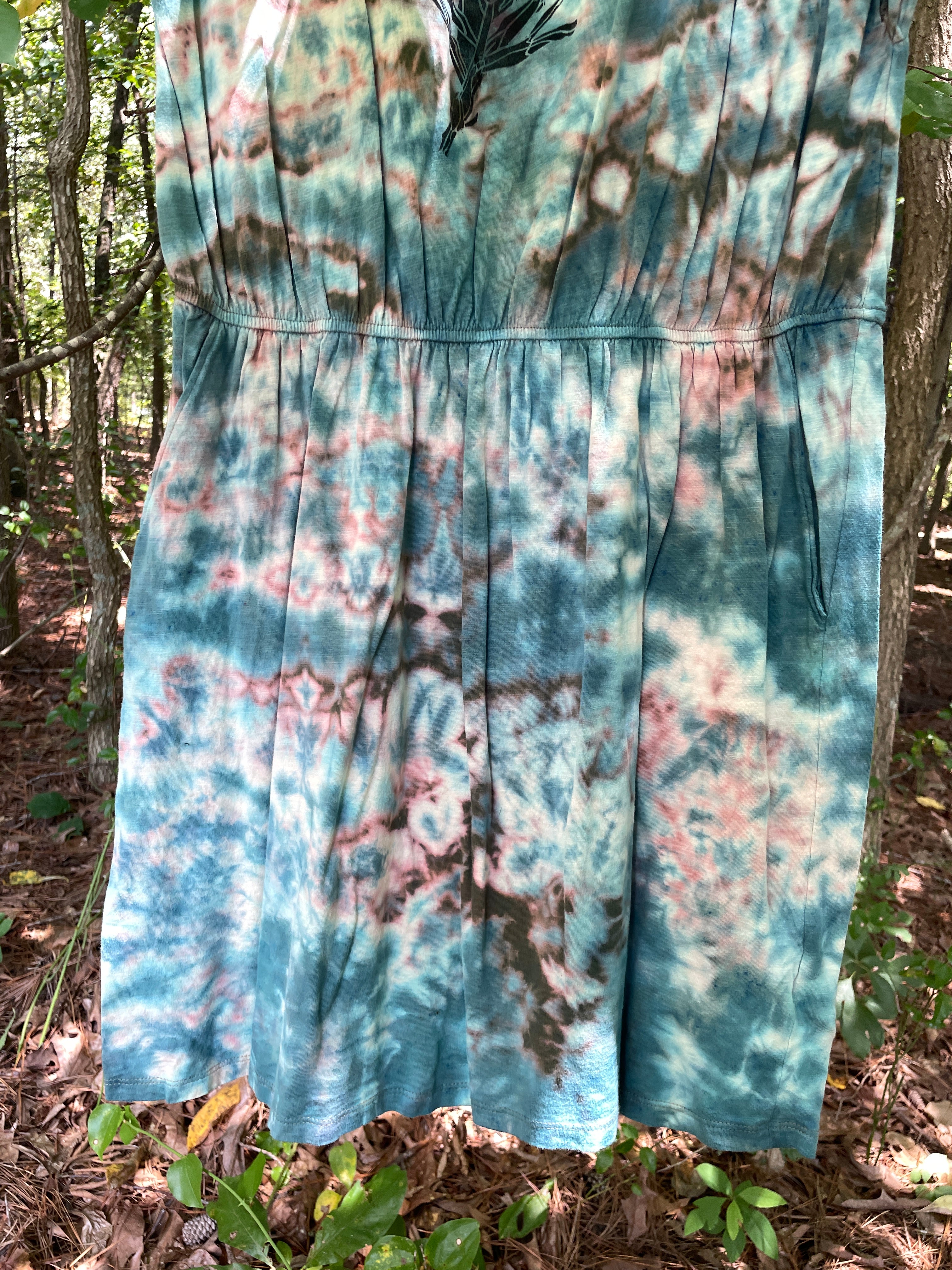 LARGE Women’s Handmade Tie Dye Knee-Length Dress (WITH POCKETS!) | One-Of-a-Kind Upcycled Short Sleeve Dress with Indian Paintbrush Block Print