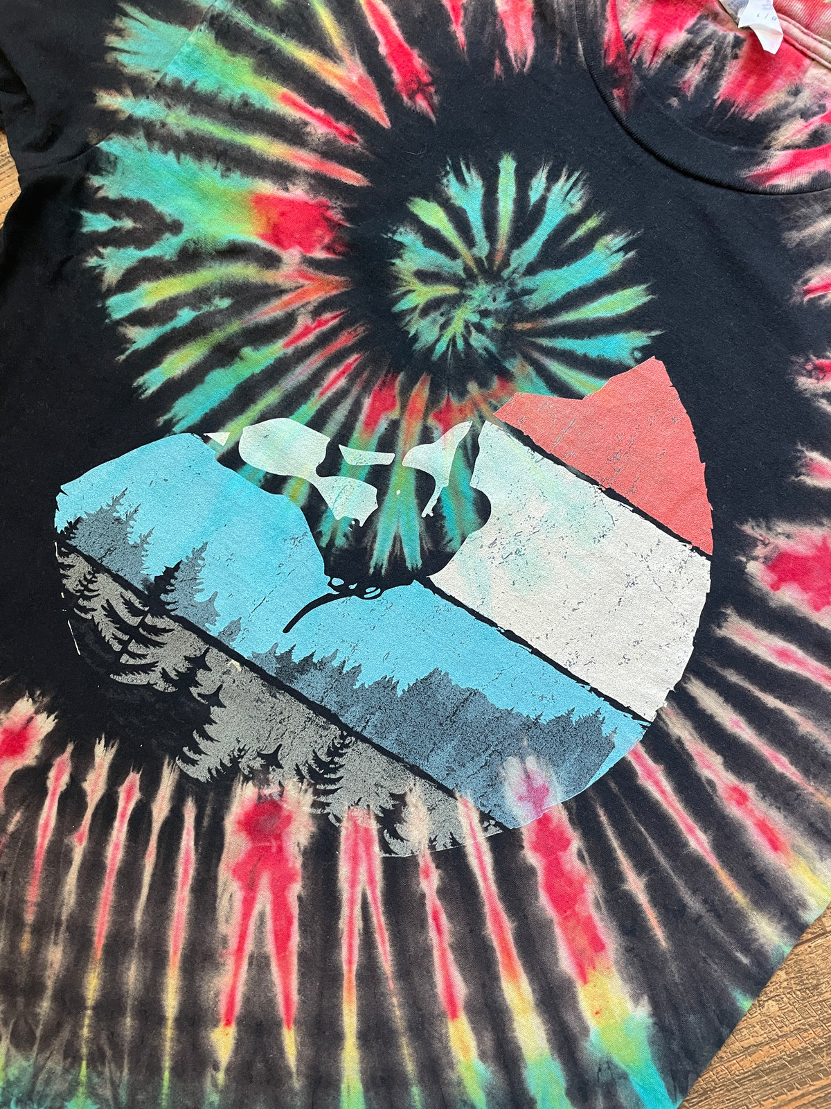 Rock Climber Black and Red Reverse Tie Dye Short Sleeve T-Shirt | Men's Large