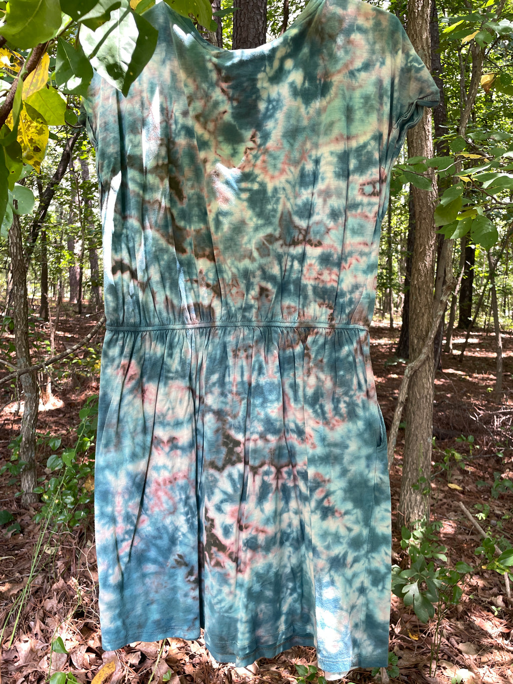LARGE Women’s Handmade Tie Dye Knee-Length Dress (WITH POCKETS!) | One-Of-a-Kind Upcycled Short Sleeve Dress with Indian Paintbrush Block Print