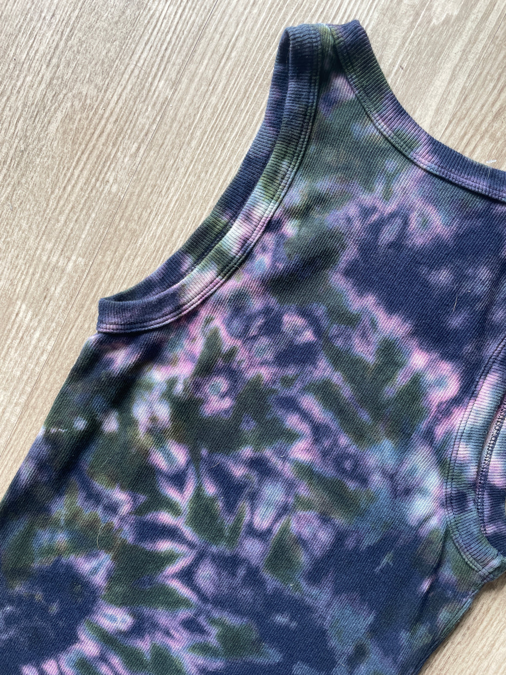 XS Women's Climbing Shoe Handmade Tie Dye Tank Top | One-Of-a-Kind Navy Blue and Green Sleeveless Shirt