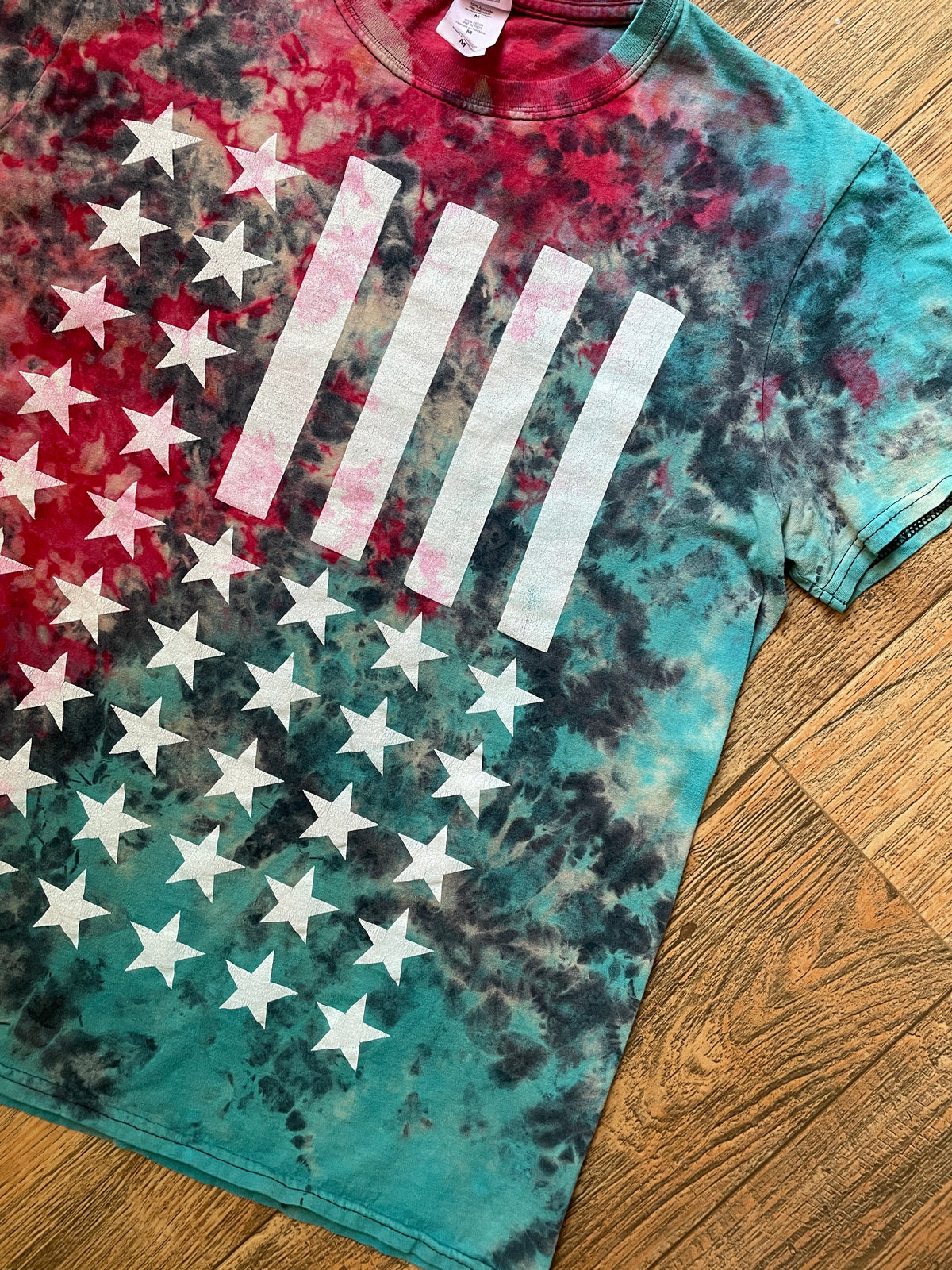Red, White, and Blue Stars and Stripes Reverse Tie Dye Short Sleeve T-Shirt | Men's Small/Medium