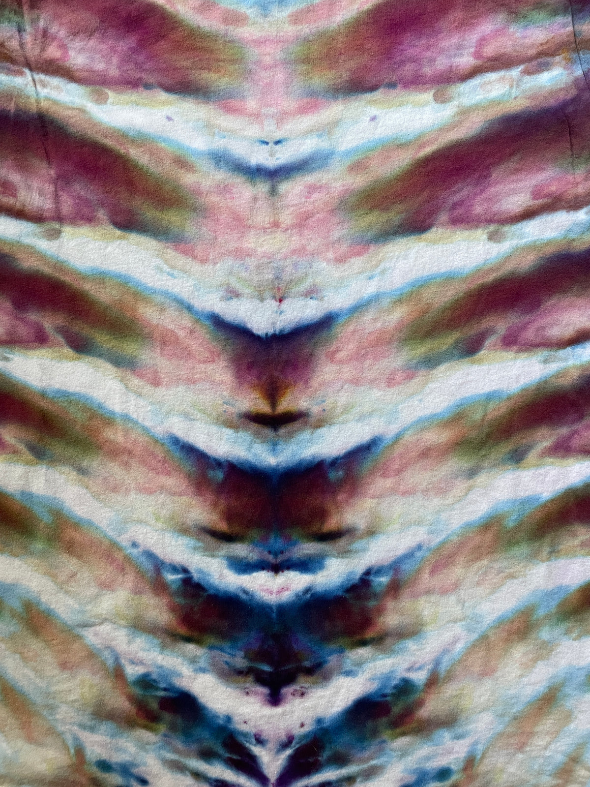 Snowboarder First Run Pink and Blue Tie Dye Short Sleeve T-Shirt | Men's Large