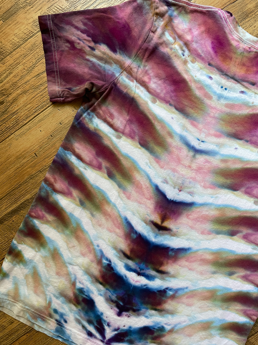 Snowboarder First Run Pink and Blue Tie Dye Short Sleeve T-Shirt | Men's Large