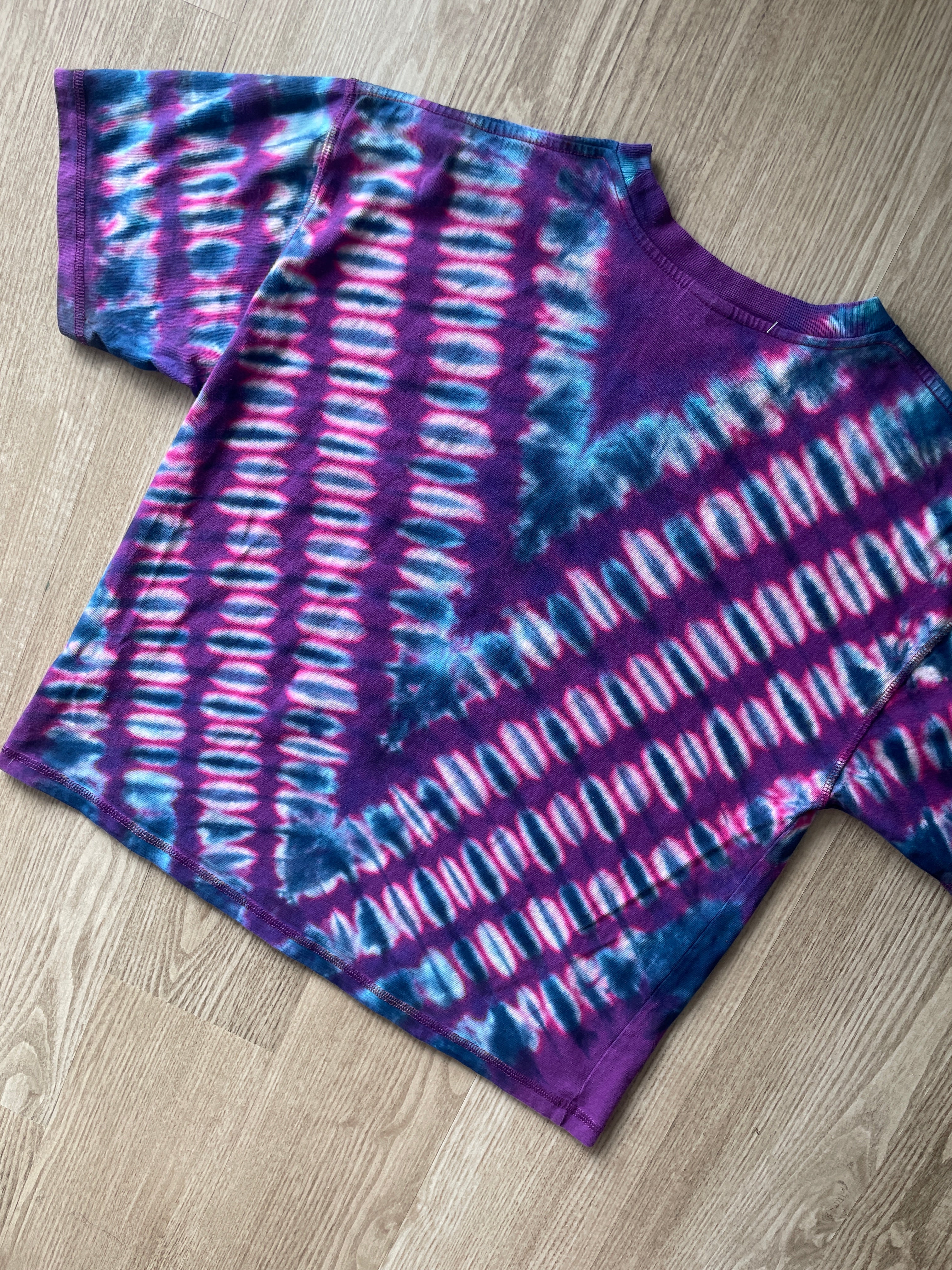 MEDIUM Women’s Climbing Shoe Reverse Handmade Tie Dye T-Shirt | One-Of-a-Kind Purple and Pink Short Sleeve