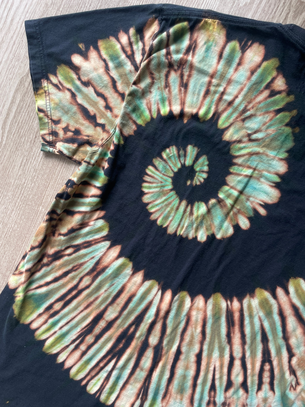 XL Men’s 5.11 Climbing Shoe Handmade Reversed Tie Dyed T-Shirt | One-Of-a-Kind Green and Black Short Sleeve