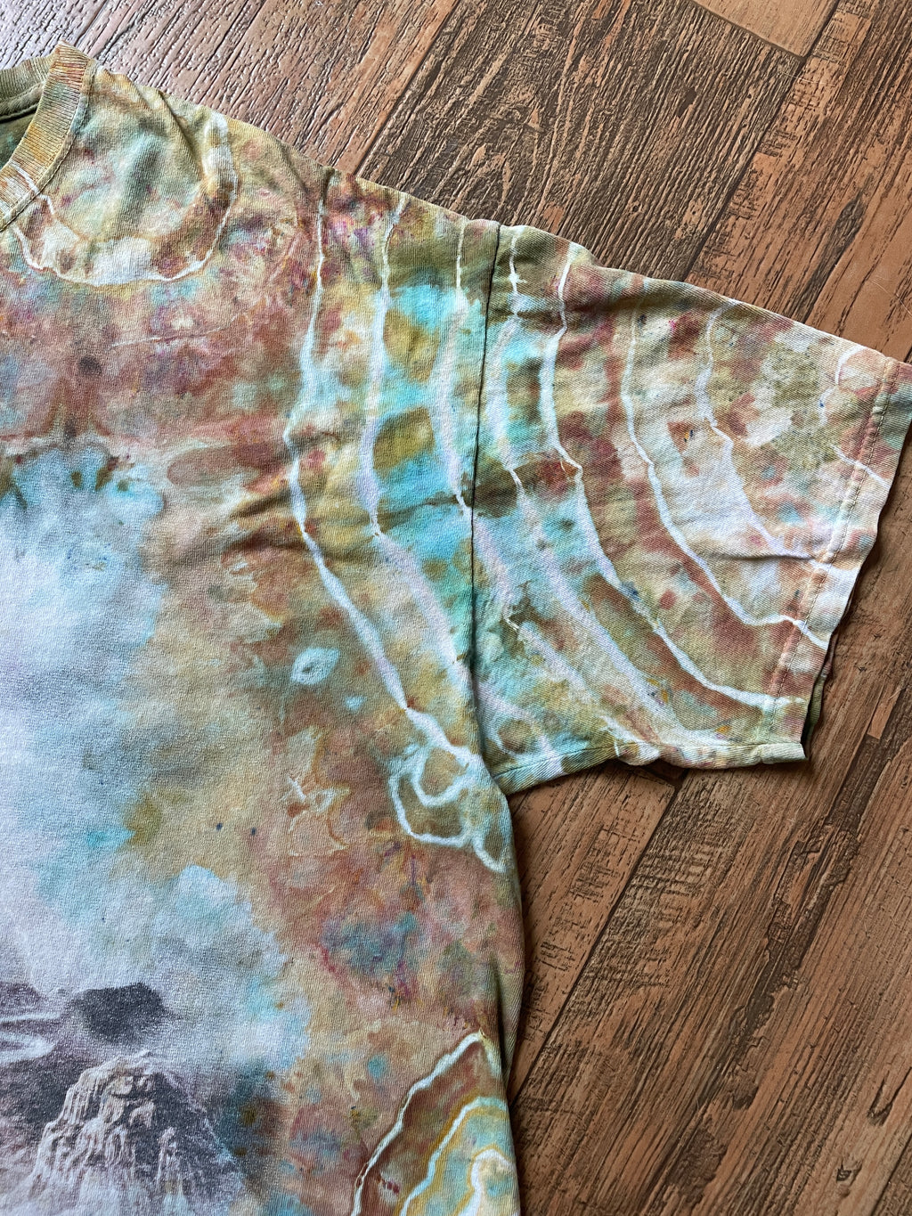 Native American Chief Sky Horses Earth Tones Geode Tie Dye Short Sleeve T-Shirt | Men's 2XL