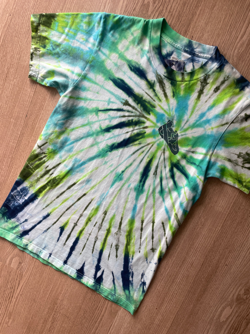 MEDIUM Men’s Climbing Shoe Handmade Tie Dyed T-Shirt | One-Of-a-Kind Green and Blue Spiral Short Sleeve