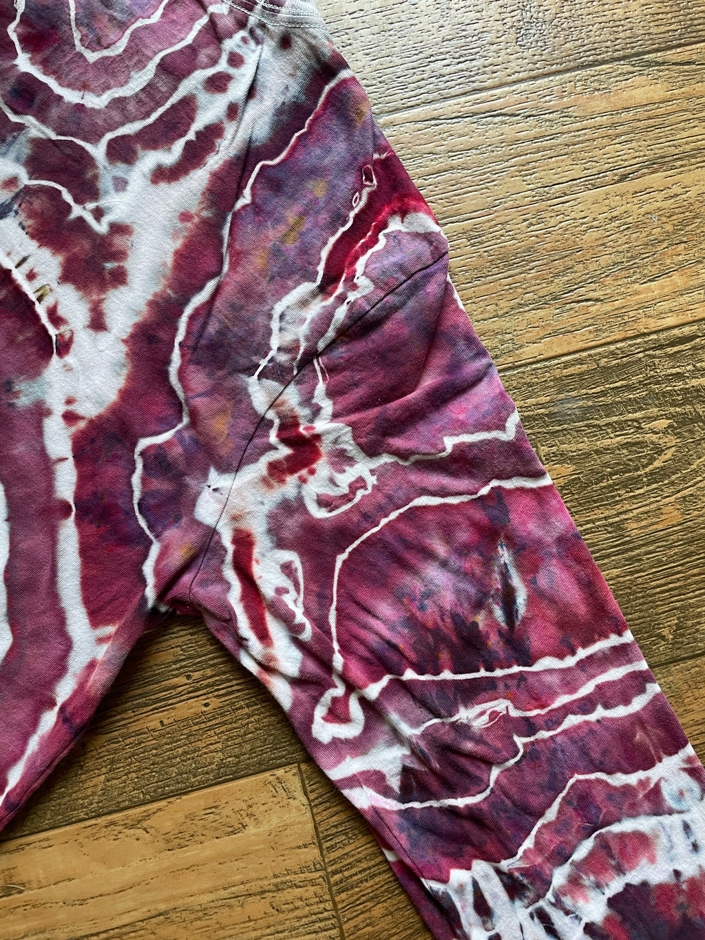 Stranger Things Red and White Tie Dye Long Sleeve Sleeve T-Shirt | Men's Large