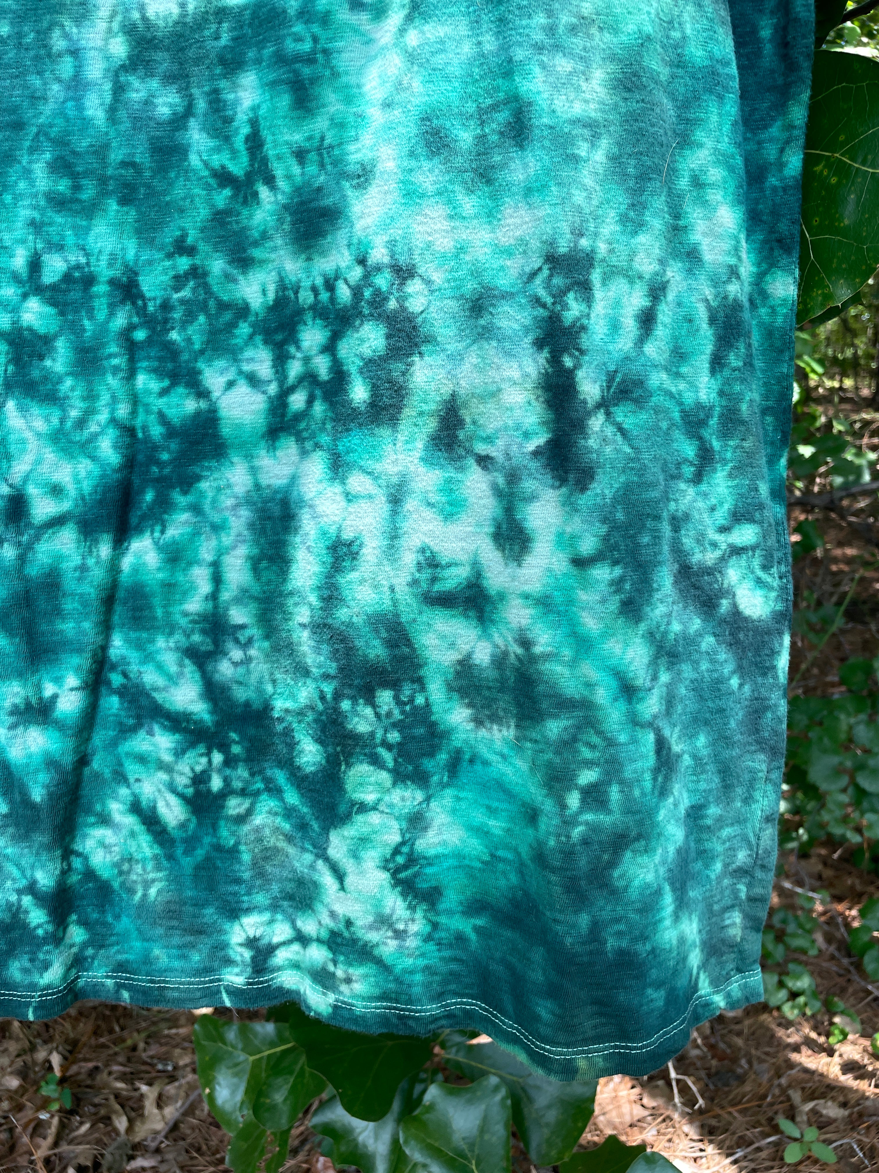 XXL Women’s Handmade Tie Dye Knee-Length Dress | One-Of-a-Kind Upcycled Short Sleeve Dress with Indian Paintbrush Block Print