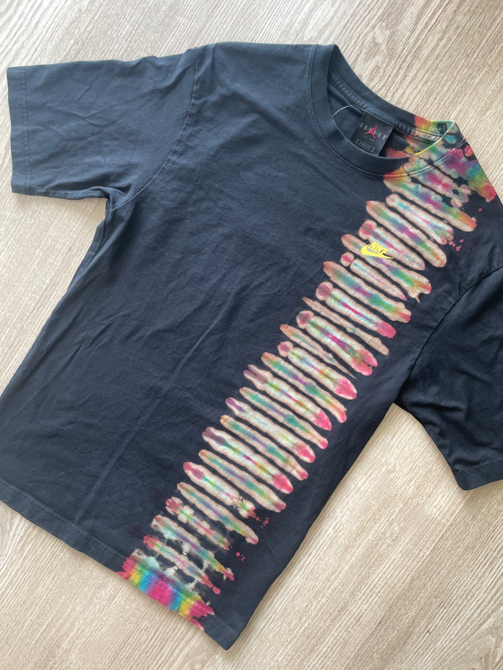 XS/S Men’s Nike Air Jordan Reverse Tie Dye T-Shirt | One-Of-a-Kind Black, Blue, and Red Pleated Short Sleeve