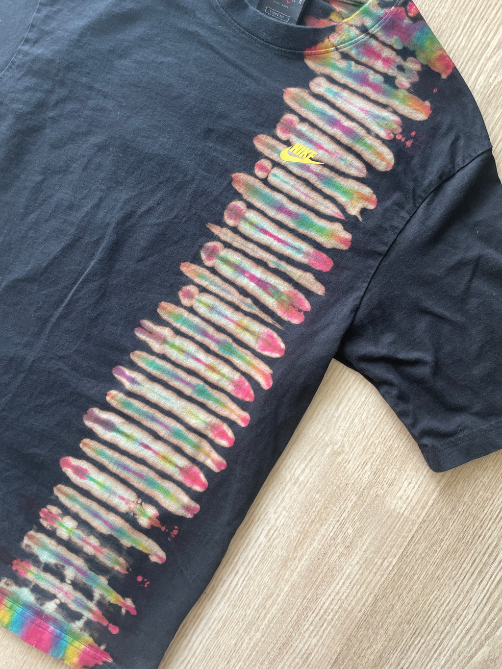 XS/S Men’s Nike Air Jordan Reverse Tie Dye T-Shirt | One-Of-a-Kind Black, Blue, and Red Pleated Short Sleeve