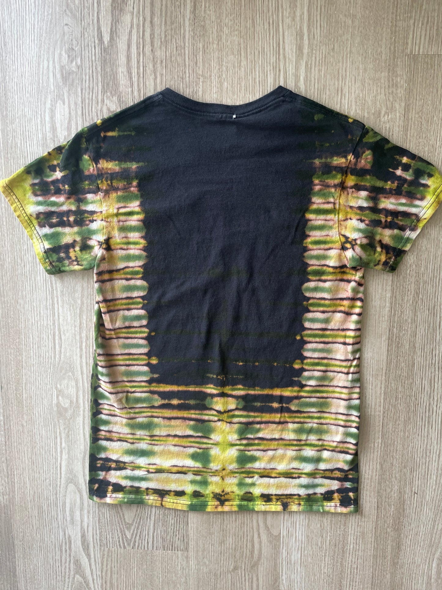 SMALL Men’s Tupac Poetic Justice Reverse Tie Dye T-Shirt | One-Of-a-Kind Black and Green Pleated Short Sleeve