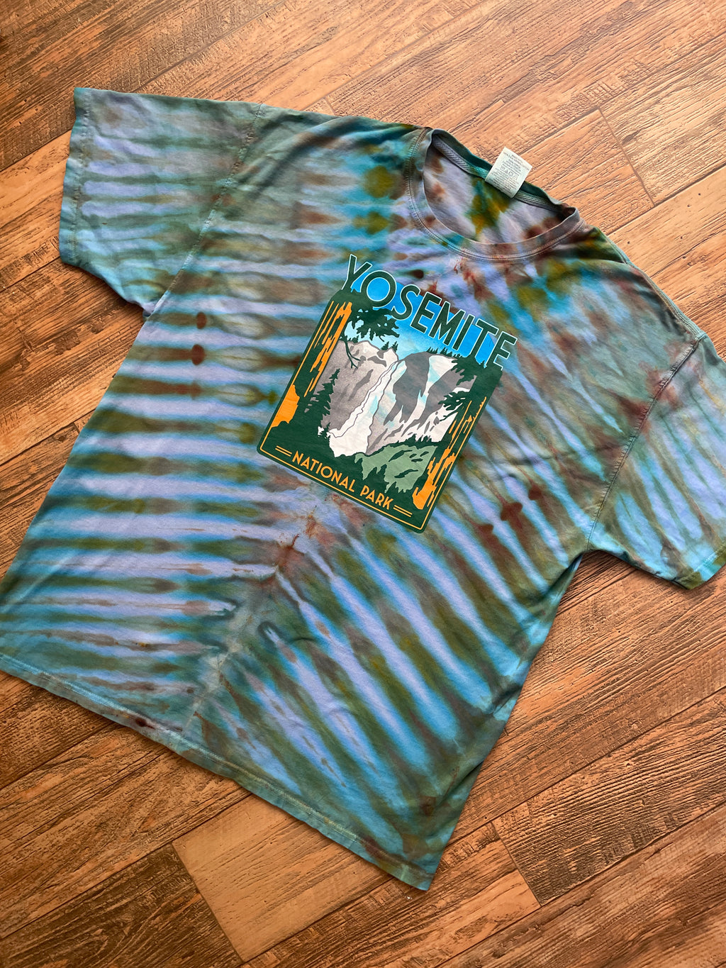 Yosemite National Park Blue and Brown Tie Dye Short Sleeve T-Shirt | Men's XL