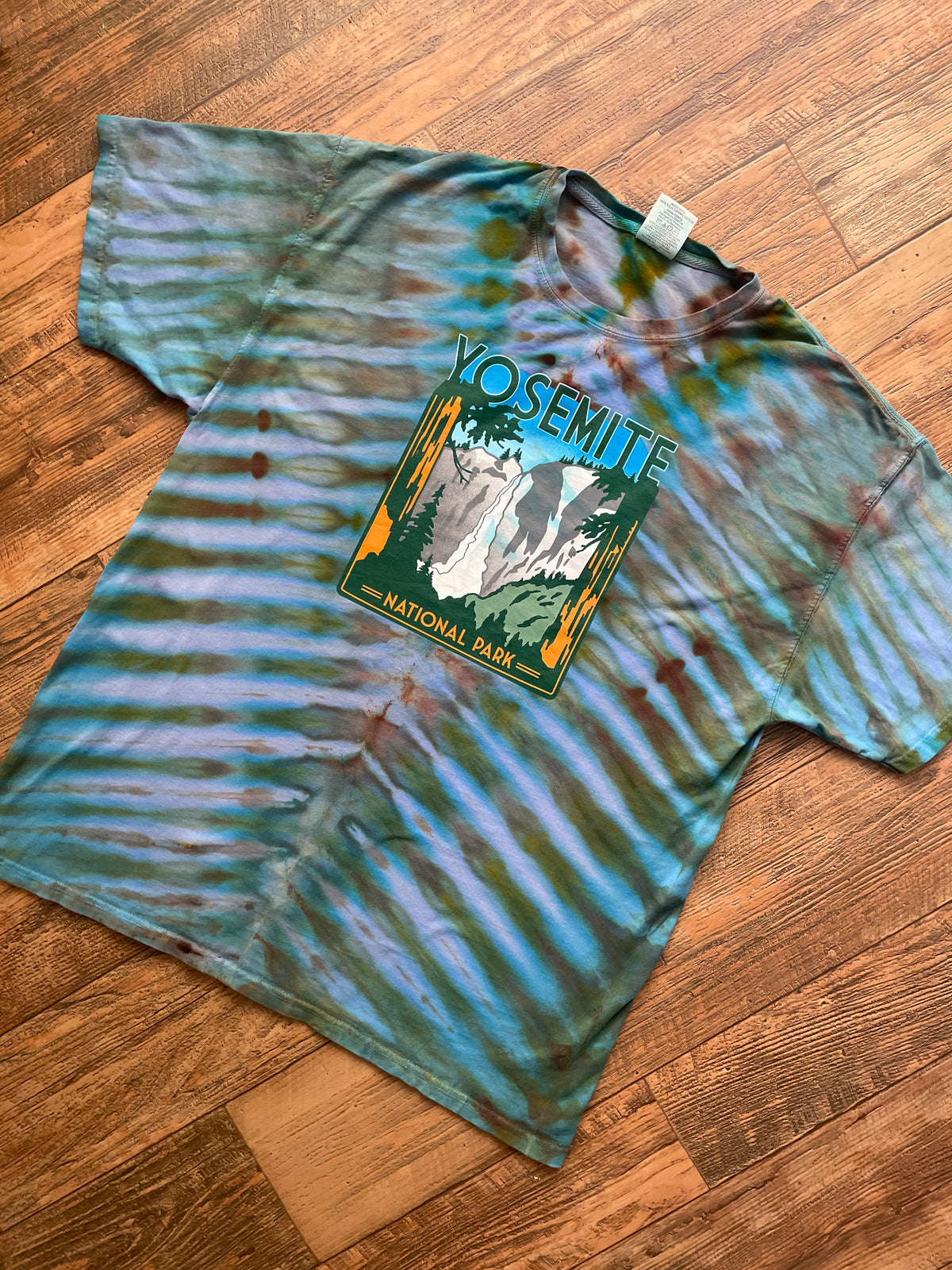 Yosemite National Park Blue and Brown Tie Dye Short Sleeve T-Shirt | Men's XL