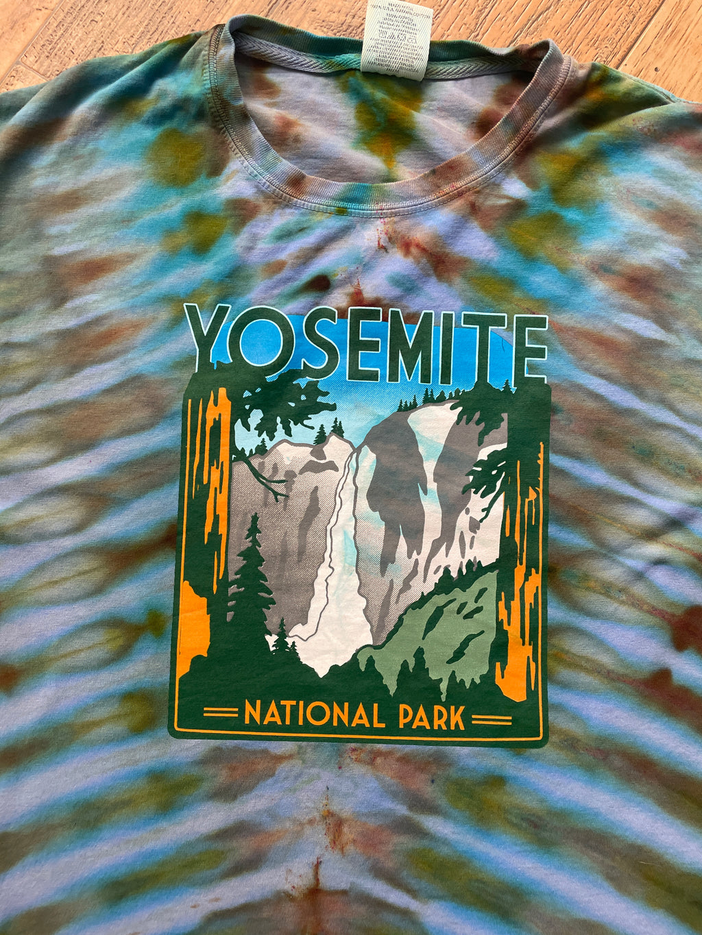 Yosemite National Park Blue and Brown Tie Dye Short Sleeve T-Shirt | Men's XL